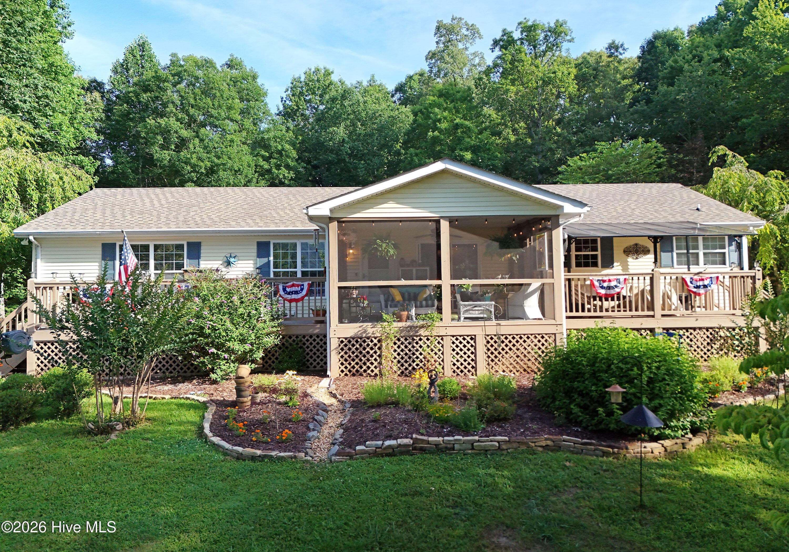 Single Family Residence at 465 Driver Avenue, Murphy, NC 28906, photo 2 of 52
