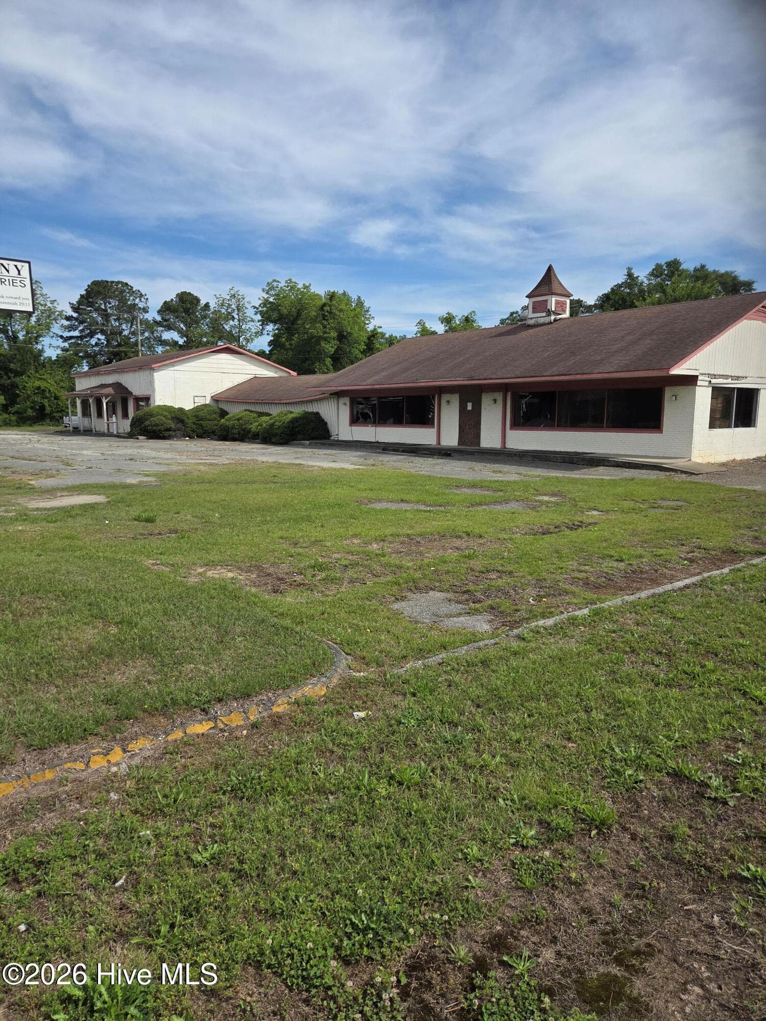 Commercial Sale at 508 E New Bern Road, Kinston, NC 28504, photo 3 of 3