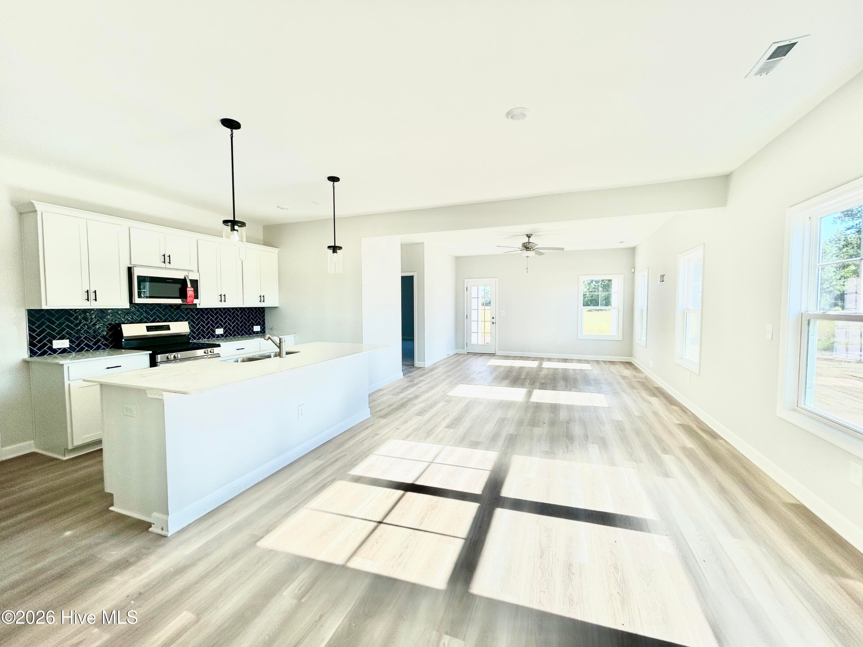Single Family Residence at 4208 Workman Loop 94, Leland, NC 28451, photo 11 of 45