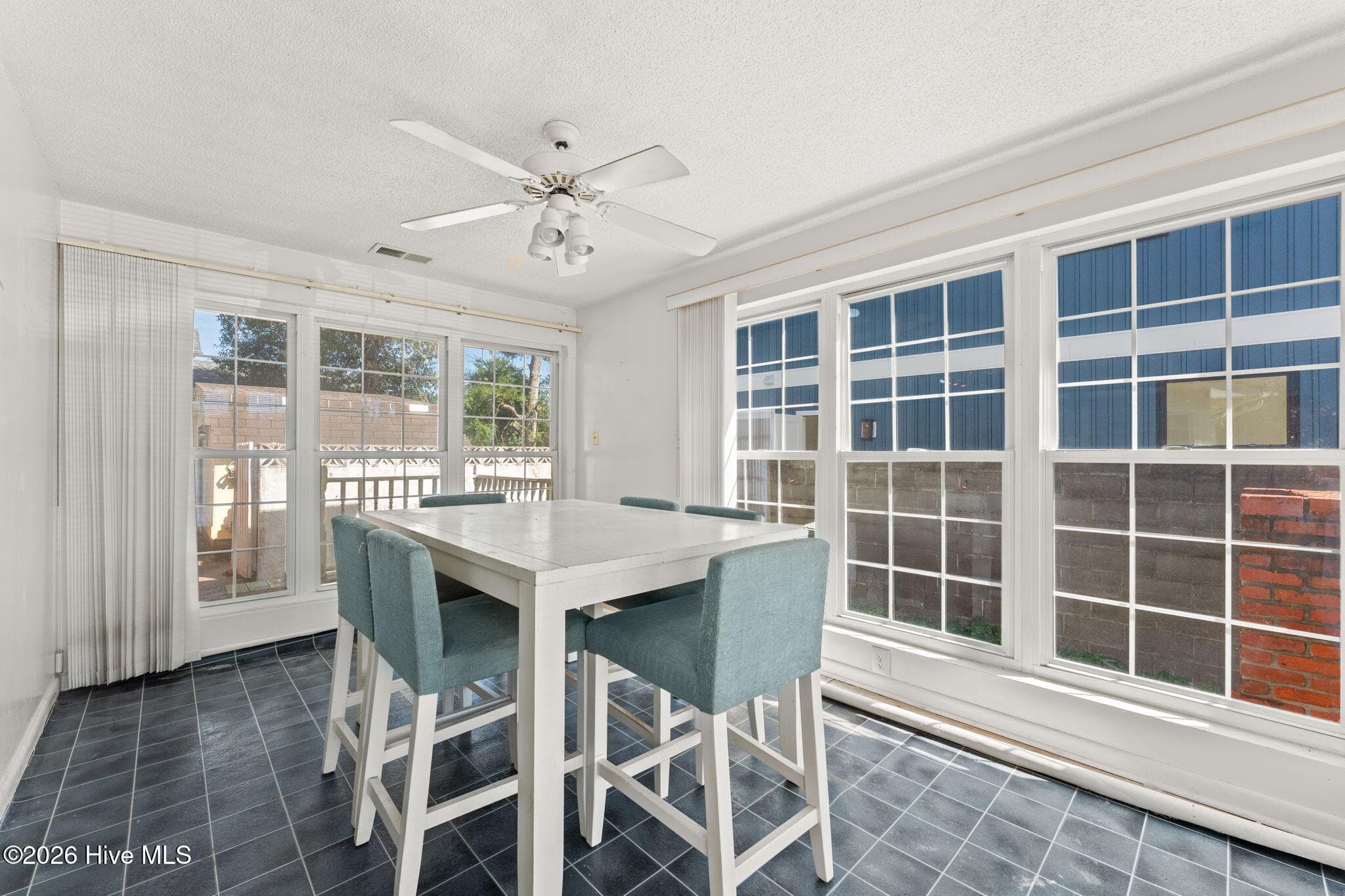 Single Family Residence at 906 20th Avenue N, North Myrtle Beach, SC 29582, photo 9 of 39