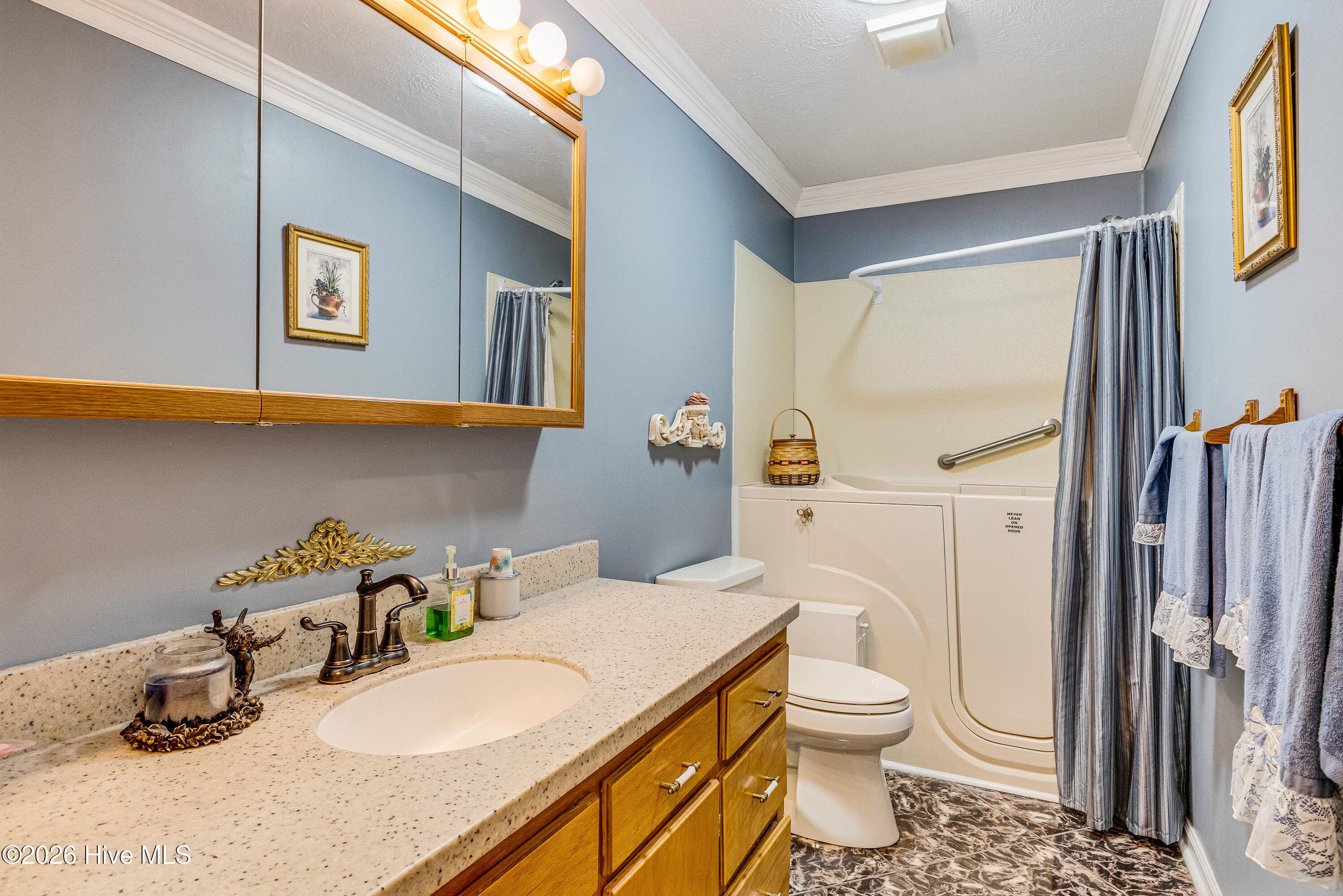 Single Family Residence at 5 Topsail Court, Carolina Shores, NC 28467, photo 20 of 46
