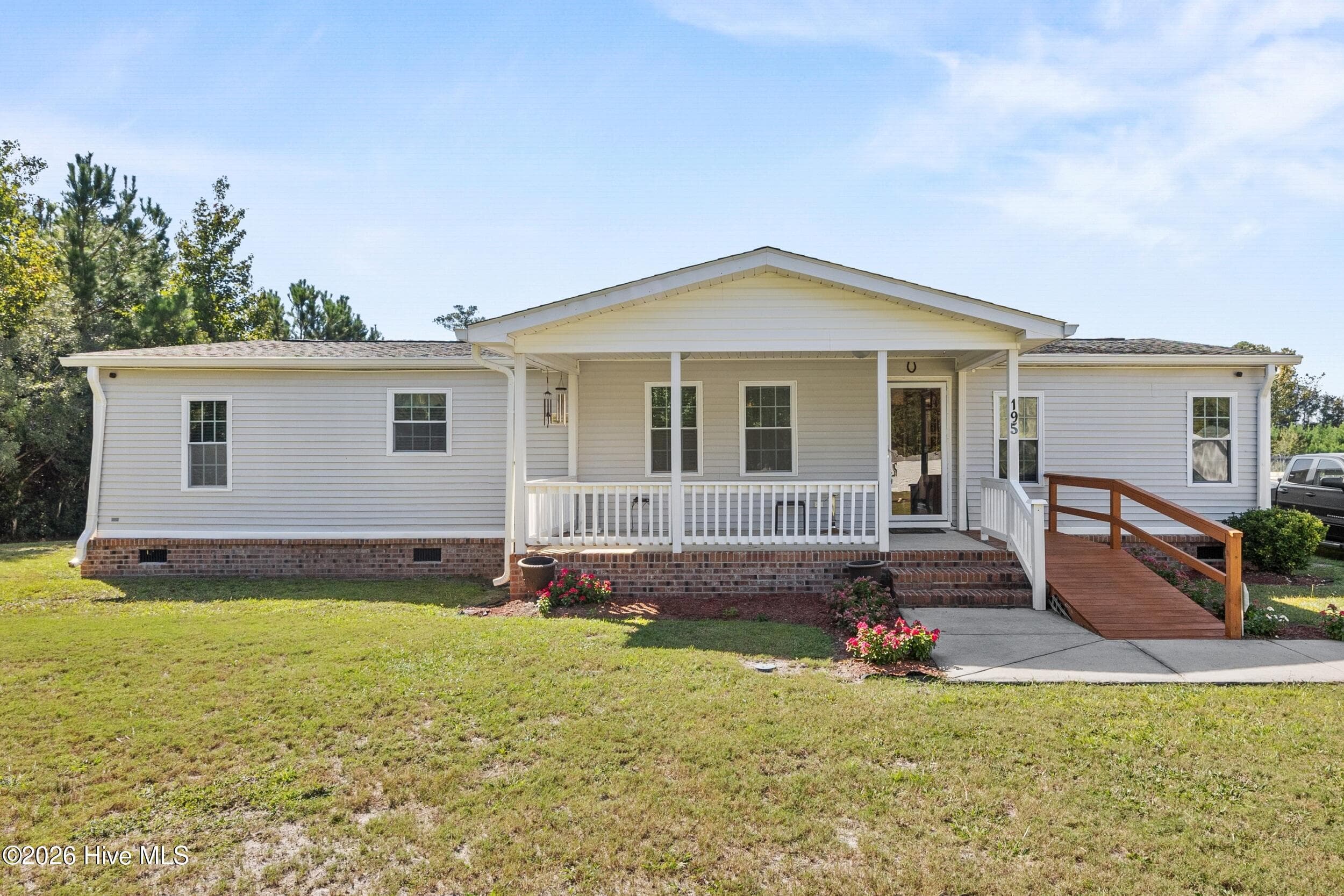 195 Calabash Road NW, Calabash, NC 28467