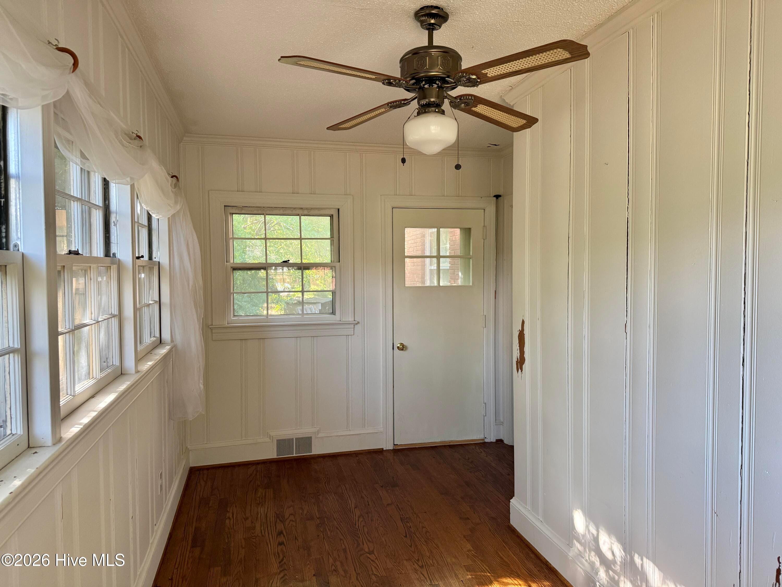 Single Family Residence at 1202 Ruffin Terrace, Kinston, NC 28504, photo 13 of 30