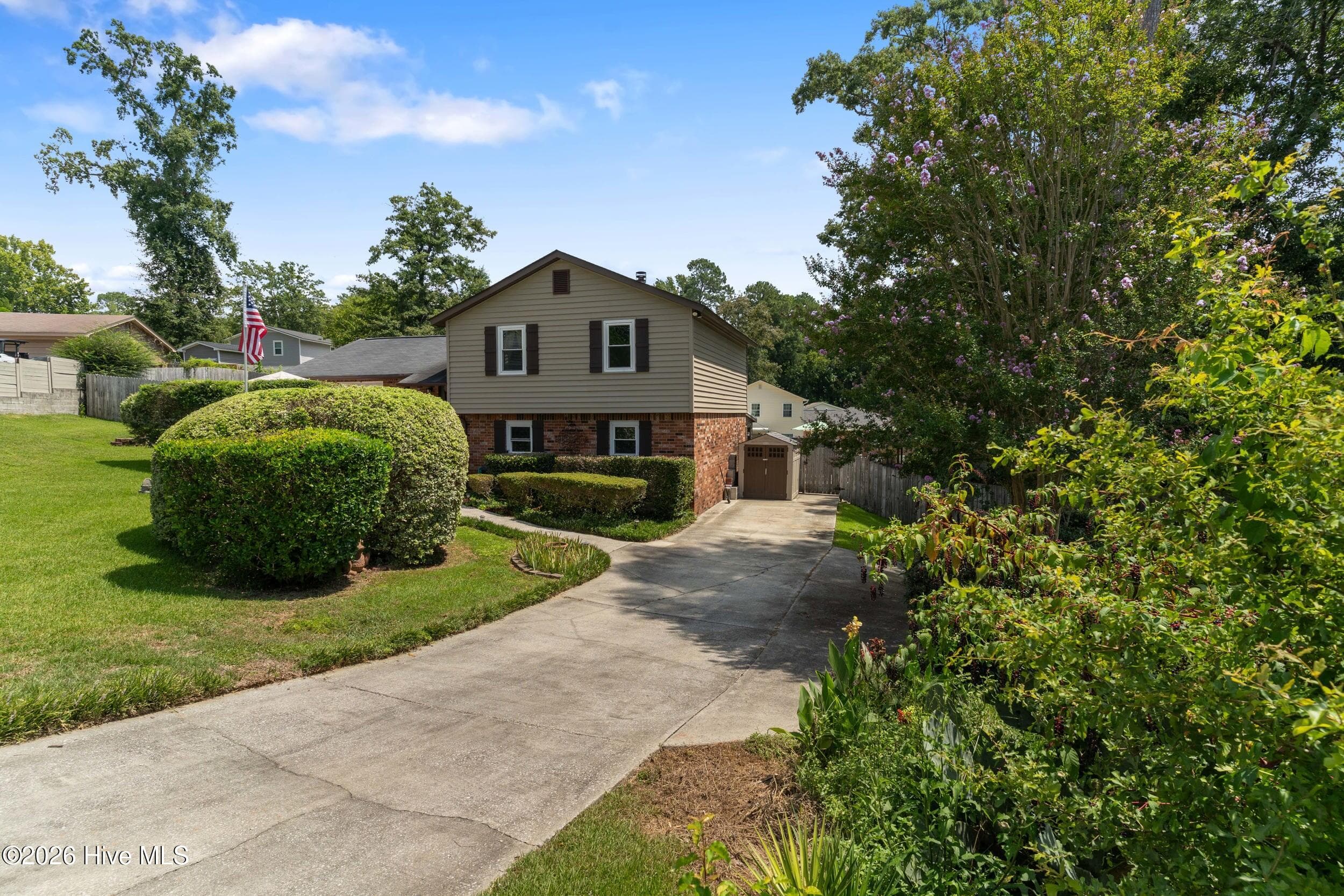 Single Family Residence at 340 Oakleaf Court, Martinez, GA 30907, photo 5 of 61