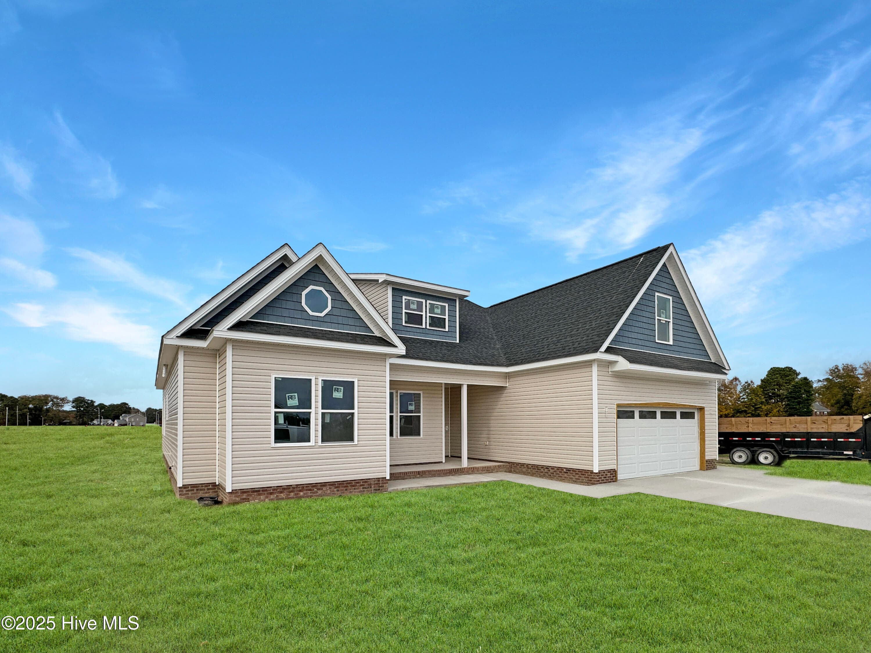 1061 Staysail Drive, Elizabeth City, NC 27909