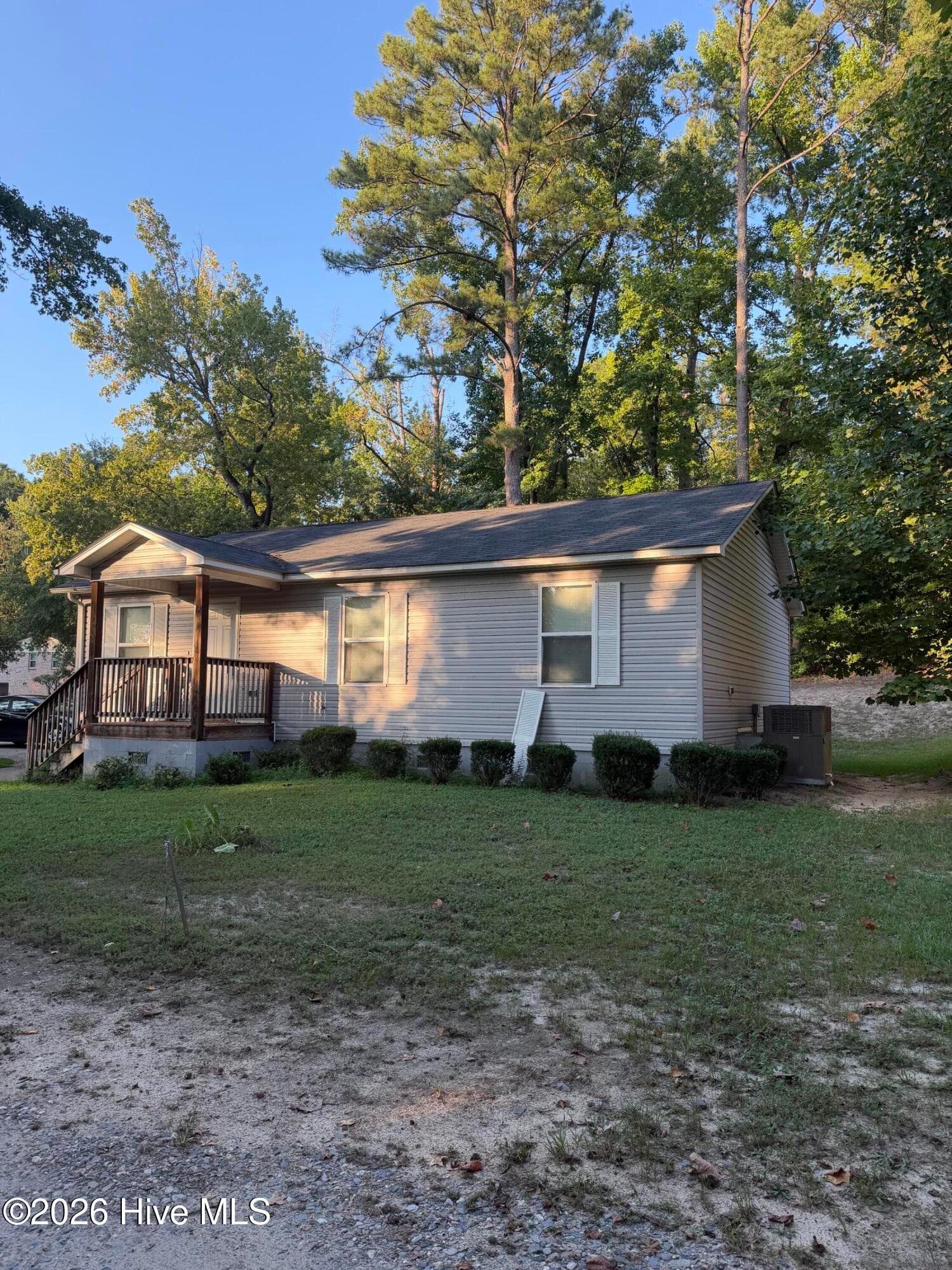 Single Family Residence at 103 Samuels Road, North Augusta, SC 29841, photo 4 of 18