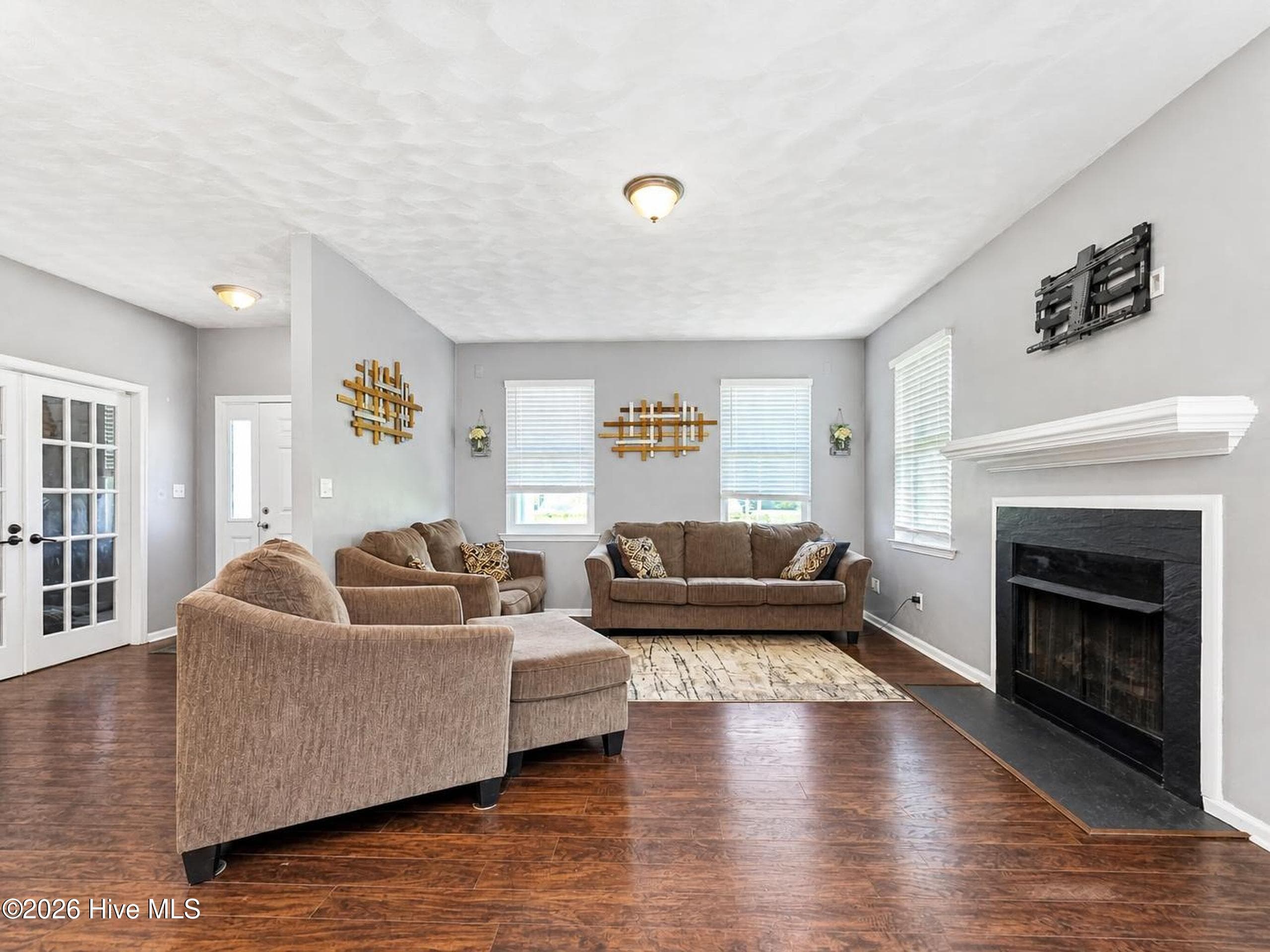 Single Family Residence at 116 Stedman Lane E, Elizabeth City, NC 27909, photo 5 of 23