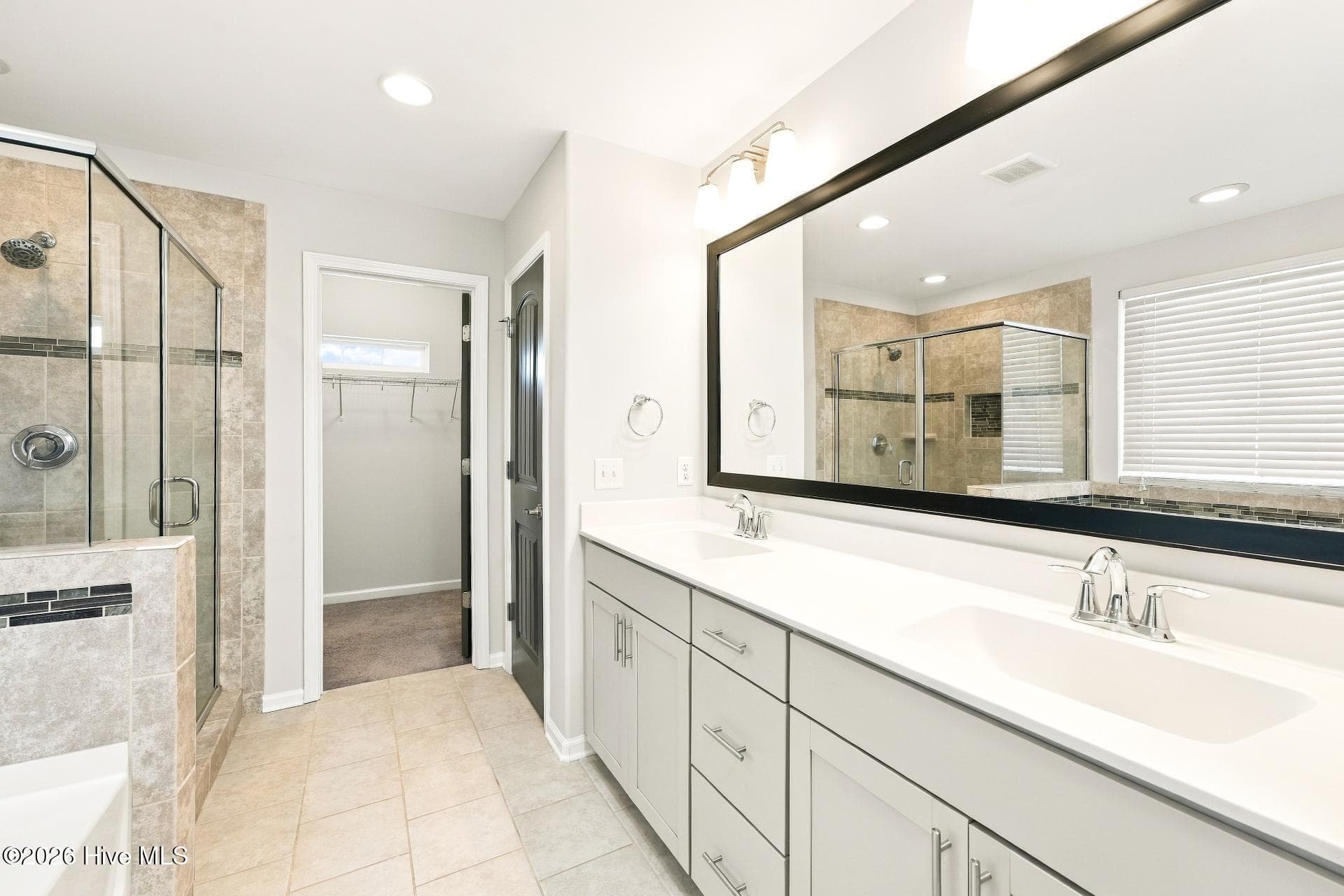 Single Family Residence at 9 Julliard Court, Savannah, GA 31419, photo 12 of 19