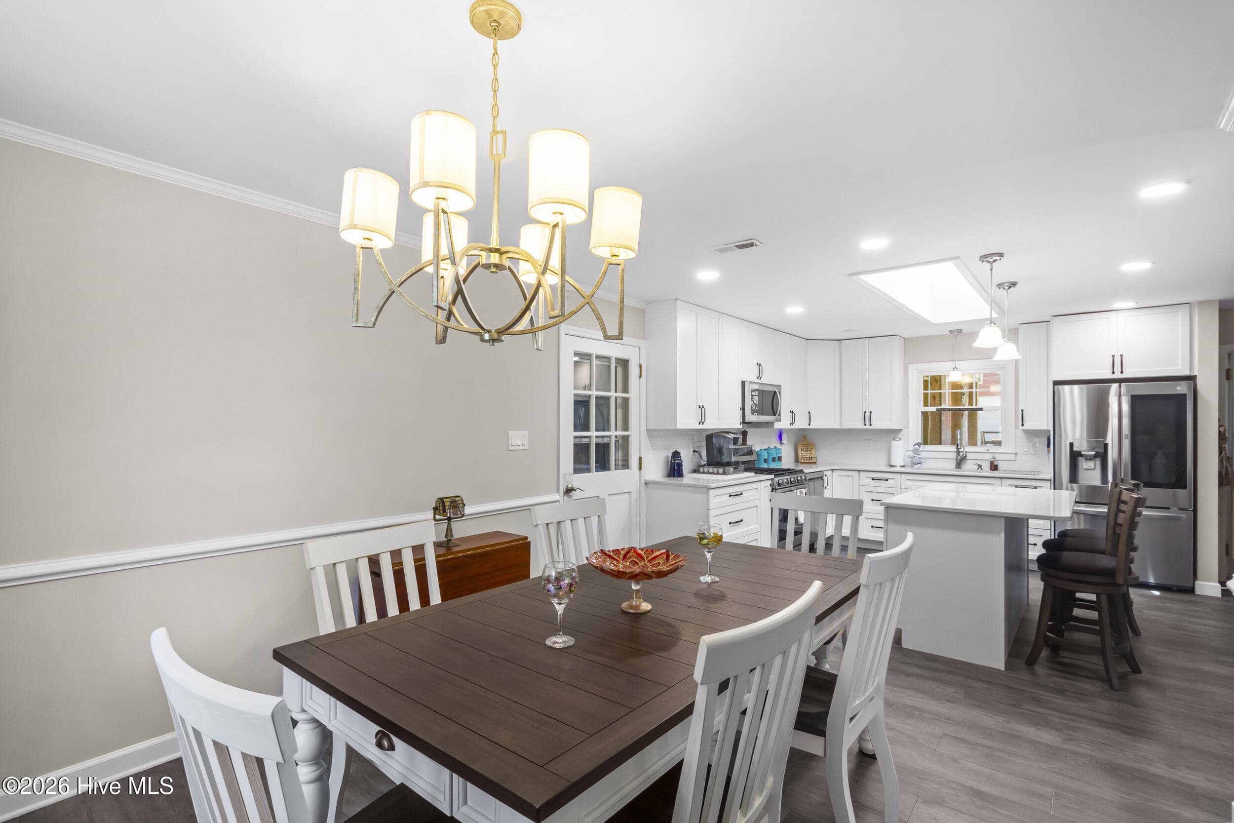 Single Family Residence at 312 Rockledge Road, New Bern, NC 28562, photo 7 of 48