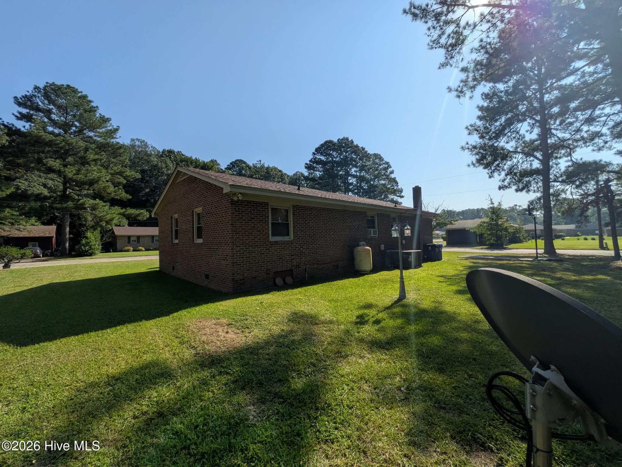 Single Family Residence at 216 E Troy Street E, Ahoskie, NC 27910, photo 31 of 32