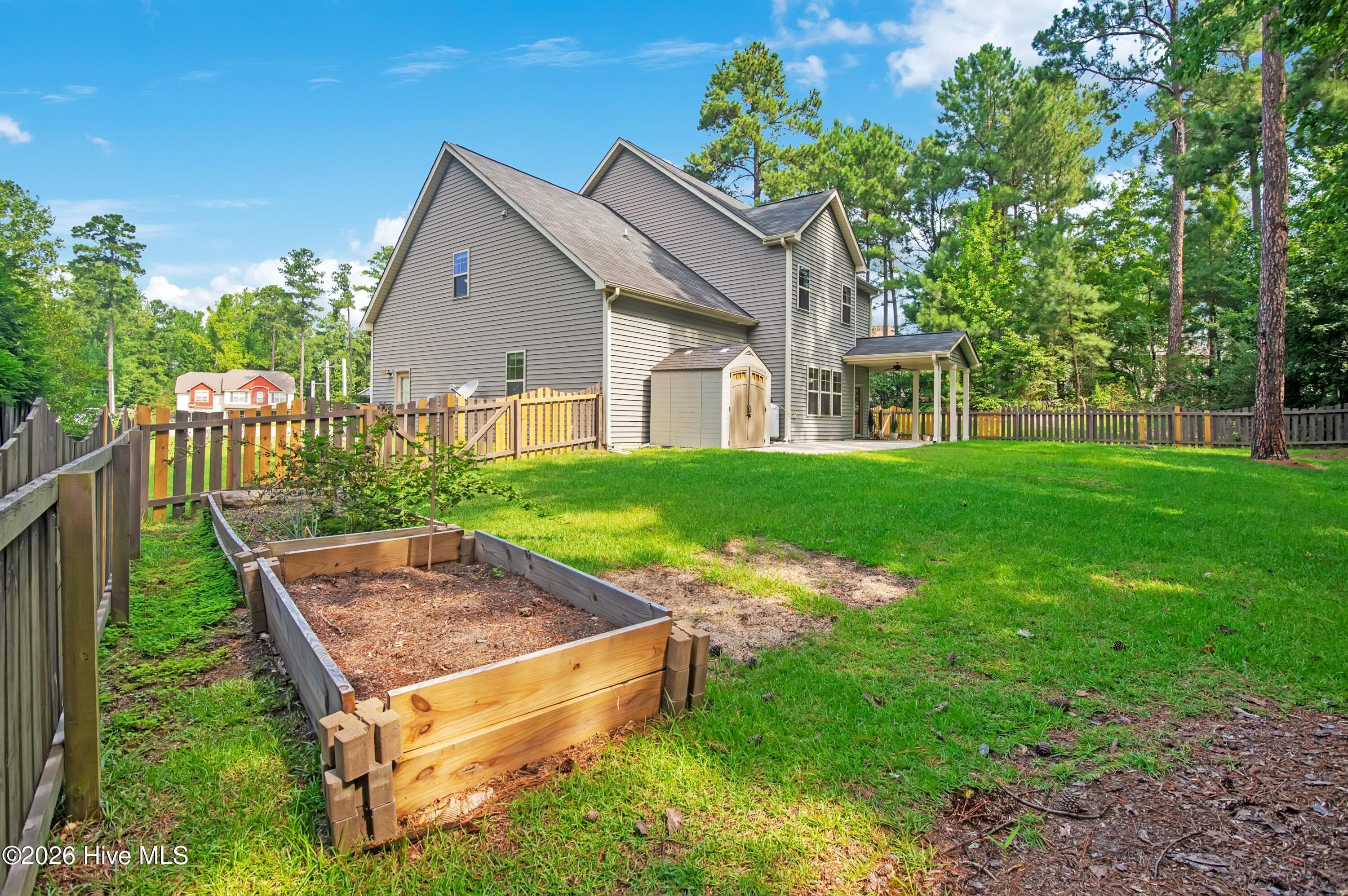 Single Family Residence at 105 Birdsong Court, Aberdeen, NC 28315, photo 36 of 40