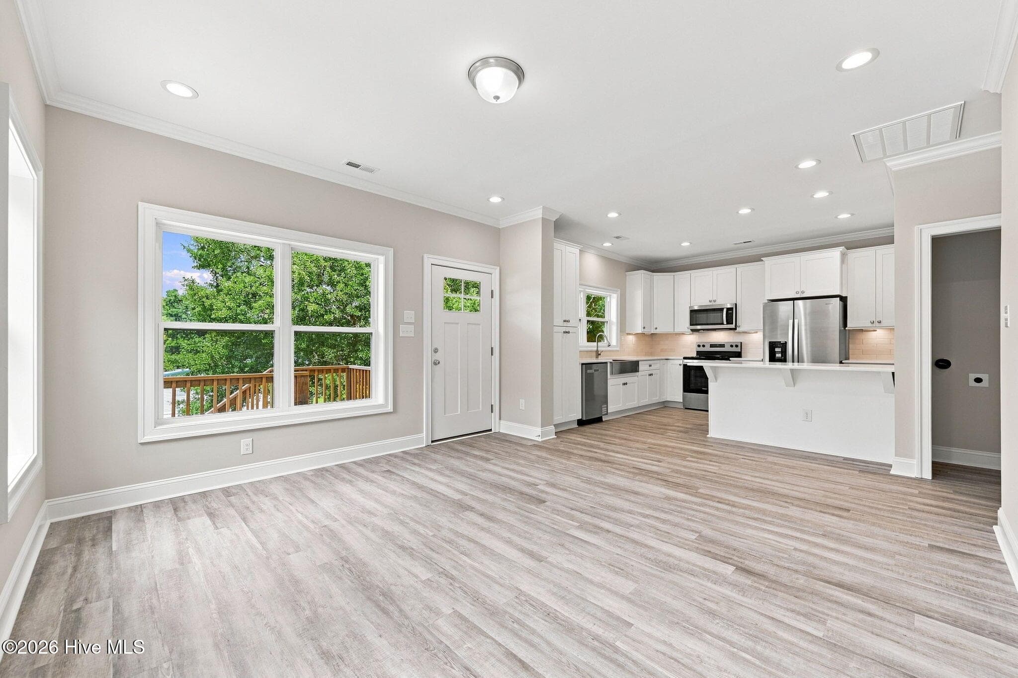 Single Family Residence at 751 Driftwood Drive, Hampstead, NC 28443, photo 33 of 52