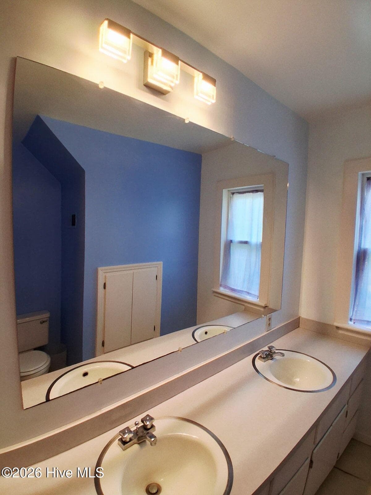 Single Family Residence at 201 E Bell Street, Tabor City, NC 28463, photo 16 of 28