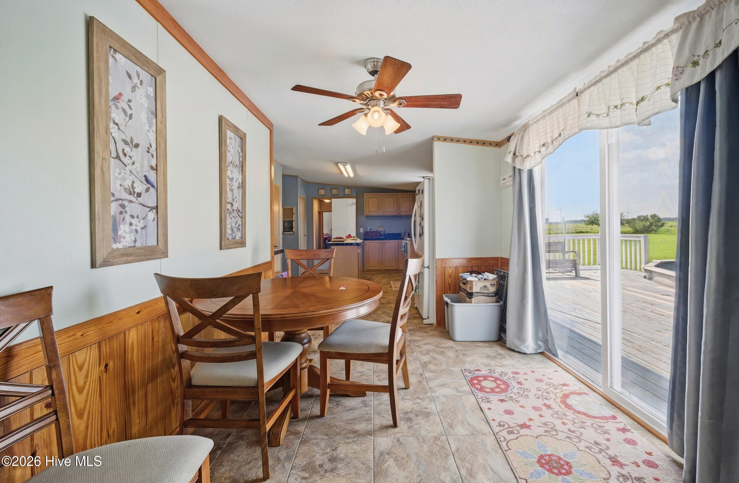 Manufactured Home at 641 W Bear Swamp Road, Hertford, NC 27944, photo 11 of 40