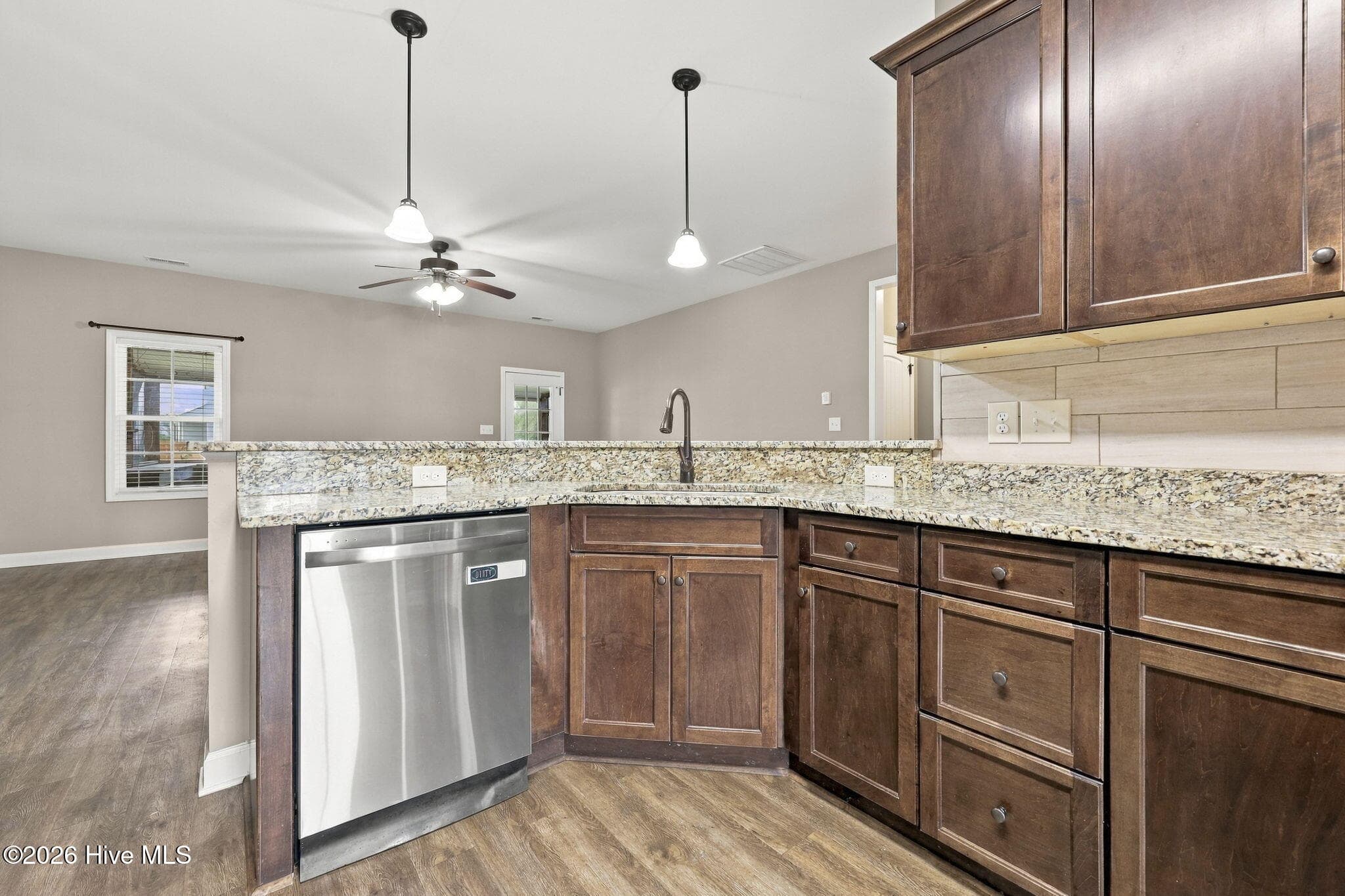 Single Family Residence at 402 Kinroff Drive, Hubert, NC 28539, photo 14 of 56