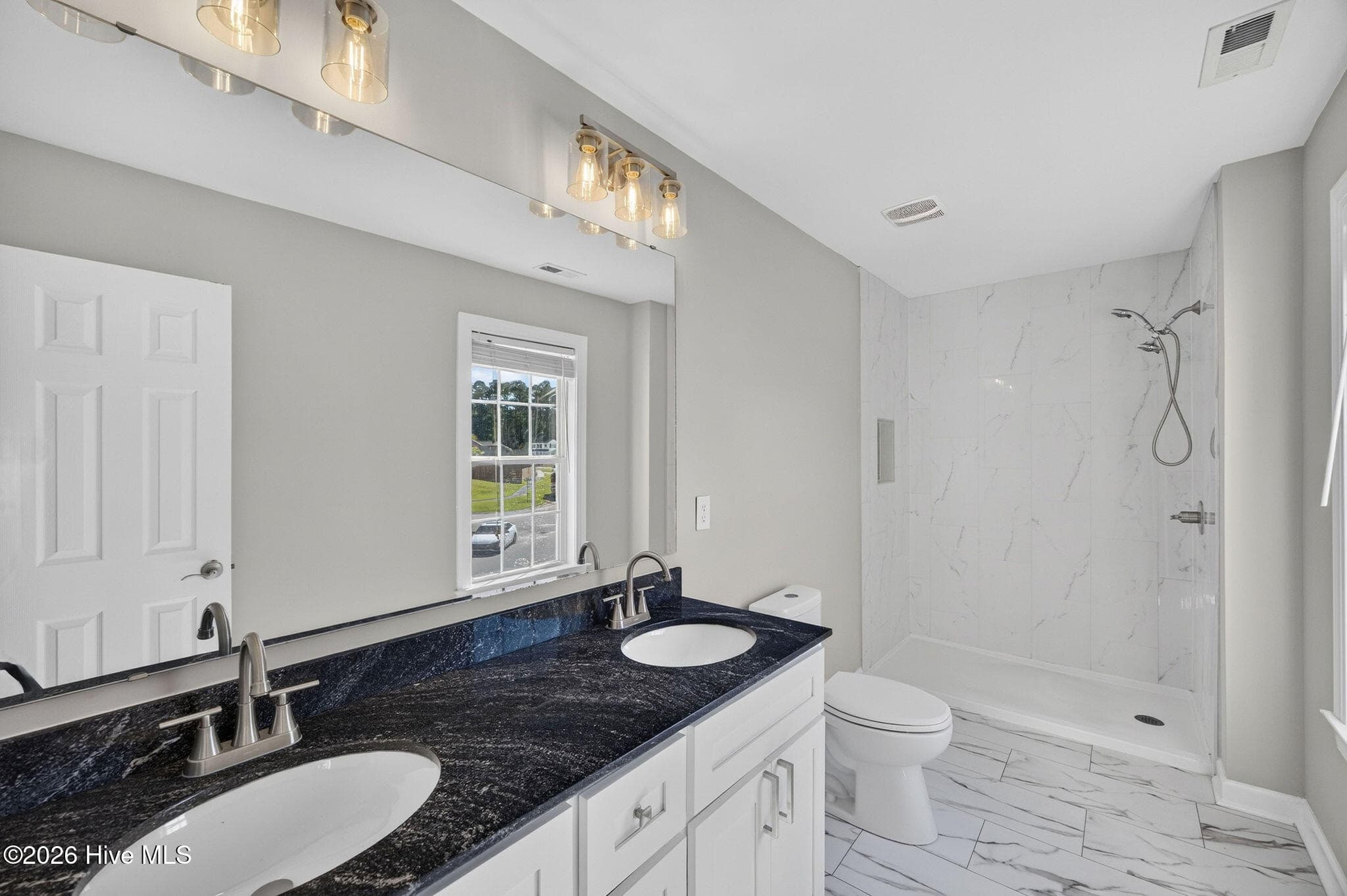 Single Family Residence at 1022 Lake Norman Lane, Leland, NC 28451, photo 19 of 36