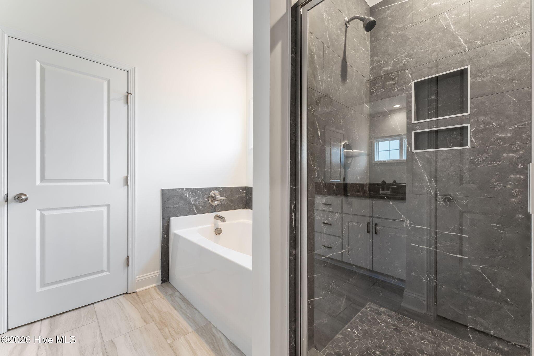 TELLURIDE LOT 04 - 'Berton' - 221 Telluride Court, Aberdeen, NC 28315