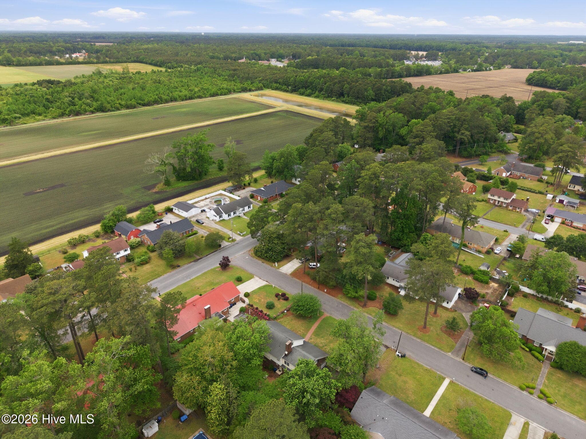 Single Family Residence at 1910 York Street, Kinston, NC 28504, photo 10 of 65