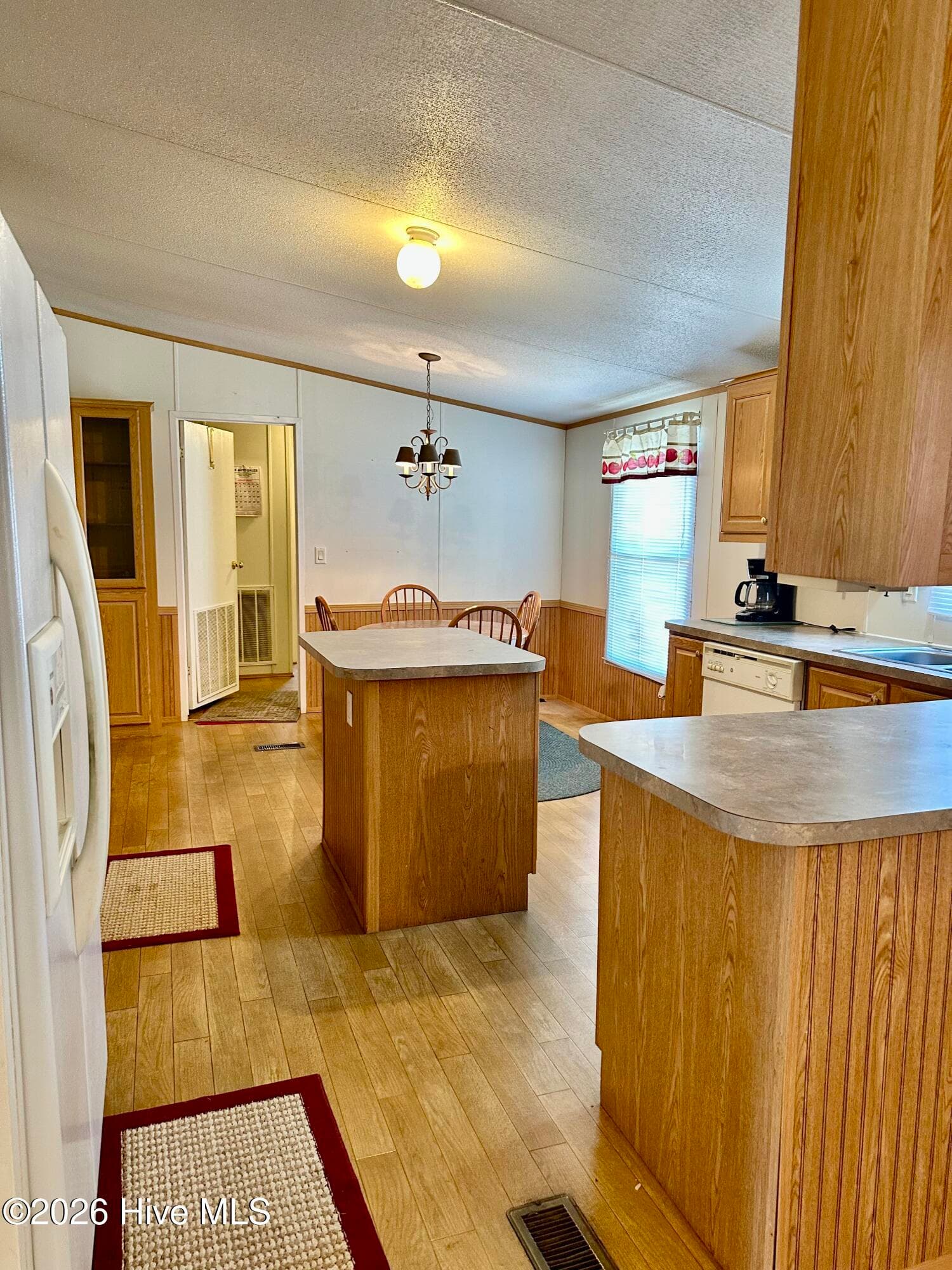 Manufactured Home at 70 Rough Horn Road, Evergreen, NC 28438, photo 19 of 30