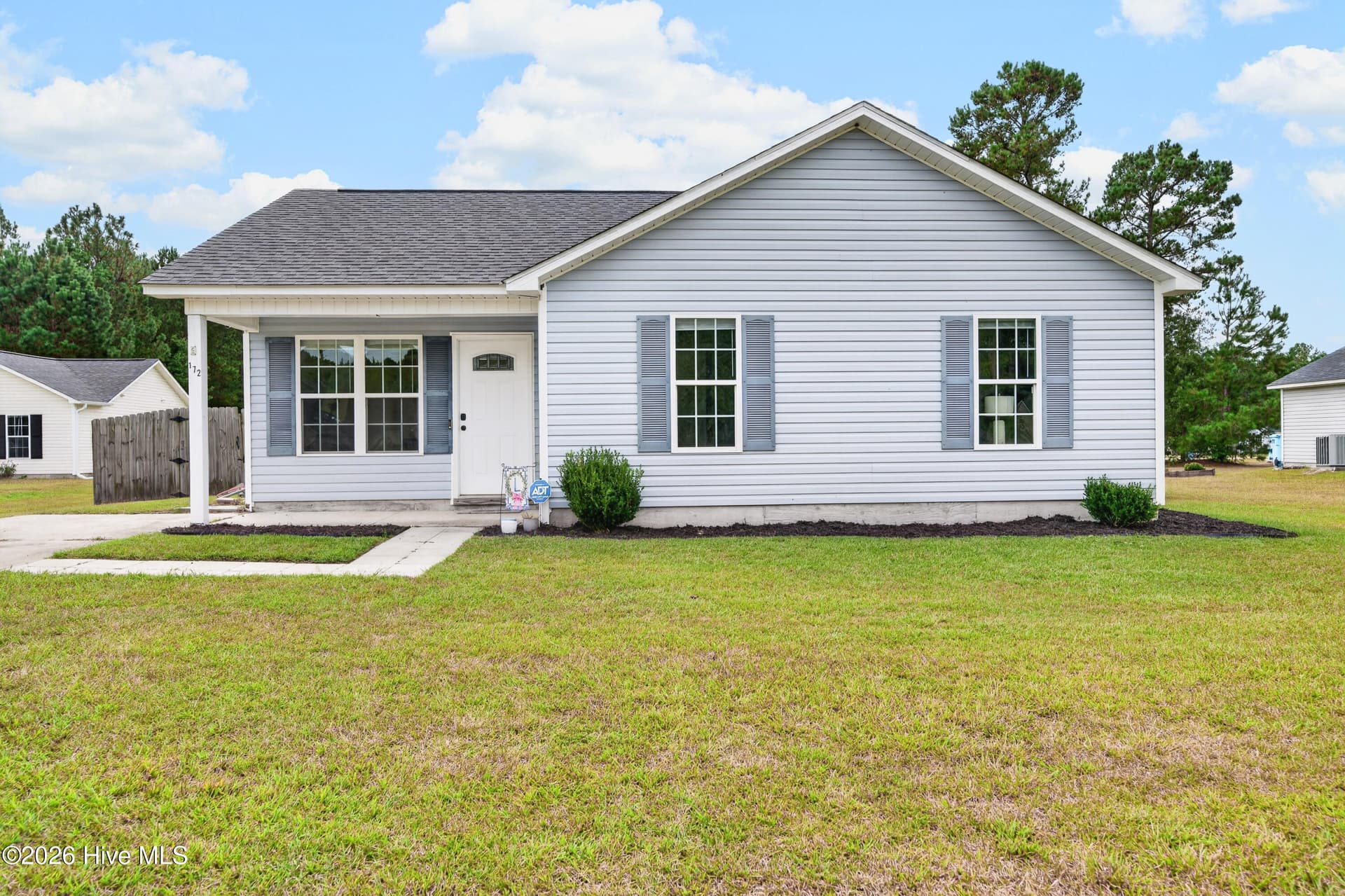 172 Ashbury Park Lane, Richlands, NC 28574