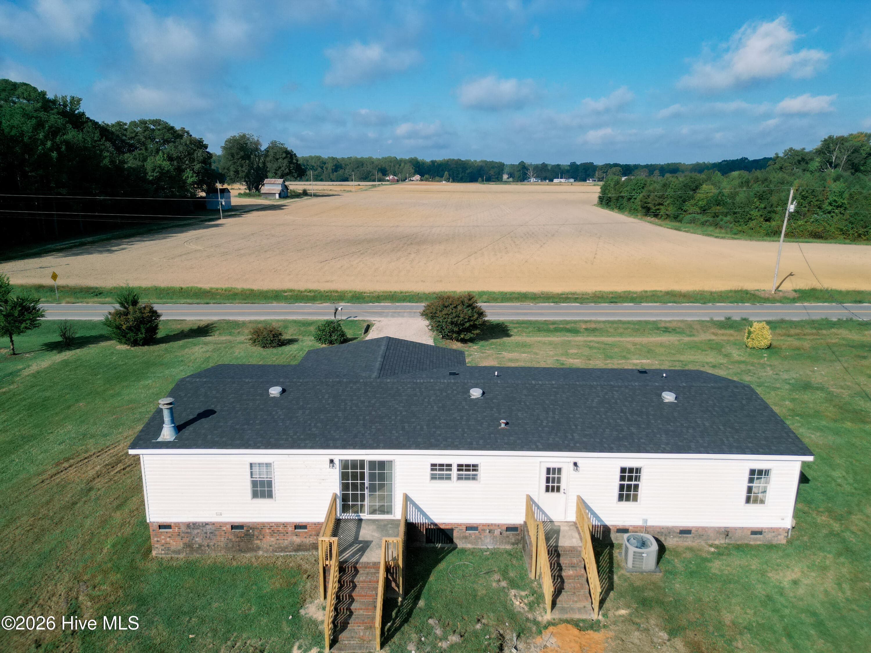 Manufactured Home at 5105 Zulas Place S, Wilson, NC 27893, Wilson, photo 8 of 40