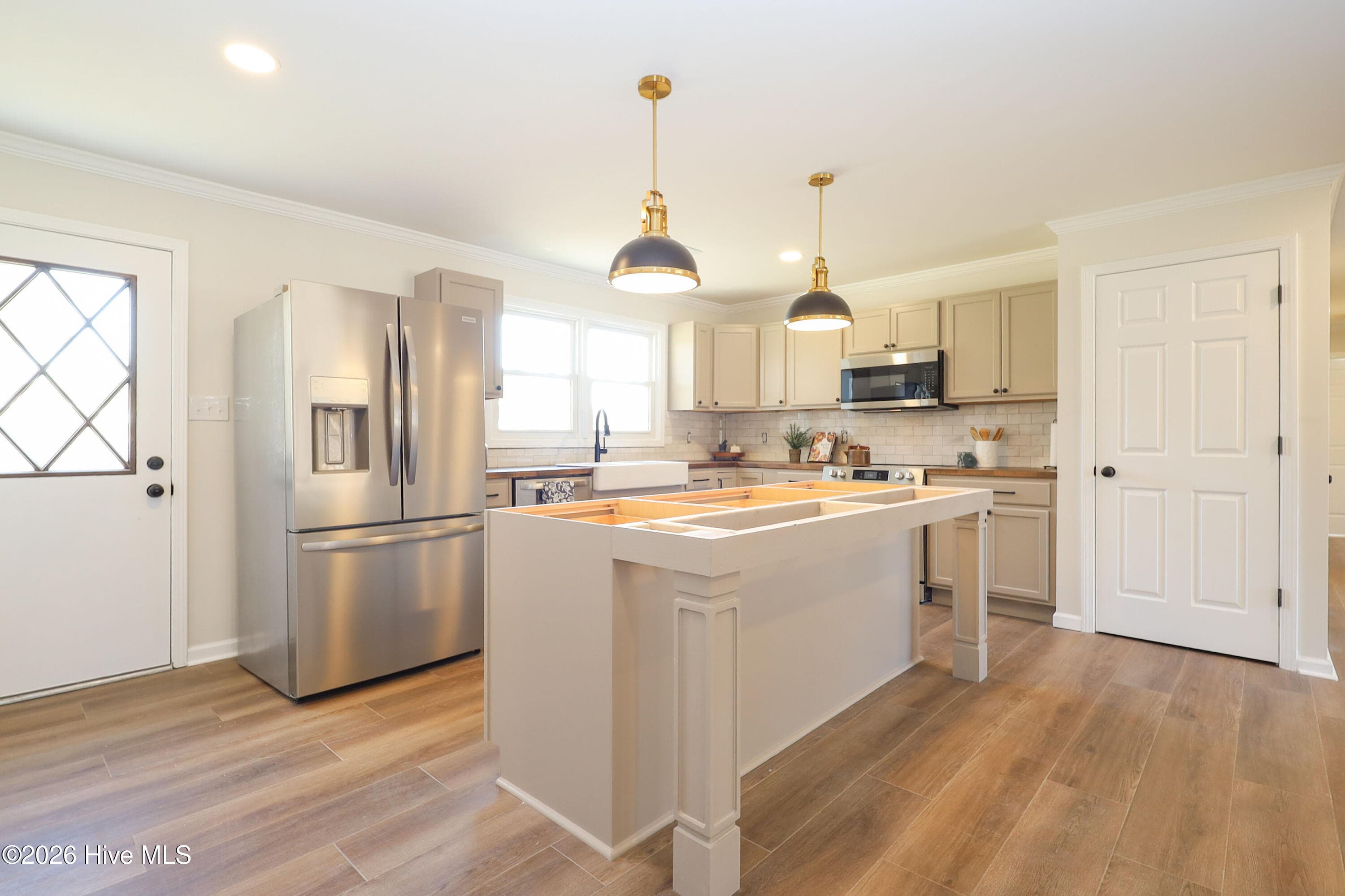 Single Family Residence at 580 Koonce Fork Road, Richlands, NC 28574, photo 15 of 59