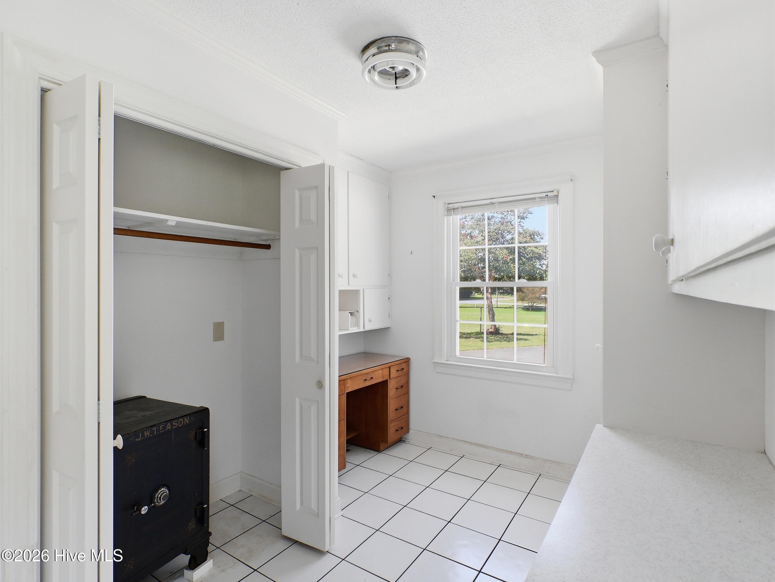 Single Family Residence at 8701 White Oak Road, Garner, NC 27529, photo 24 of 41
