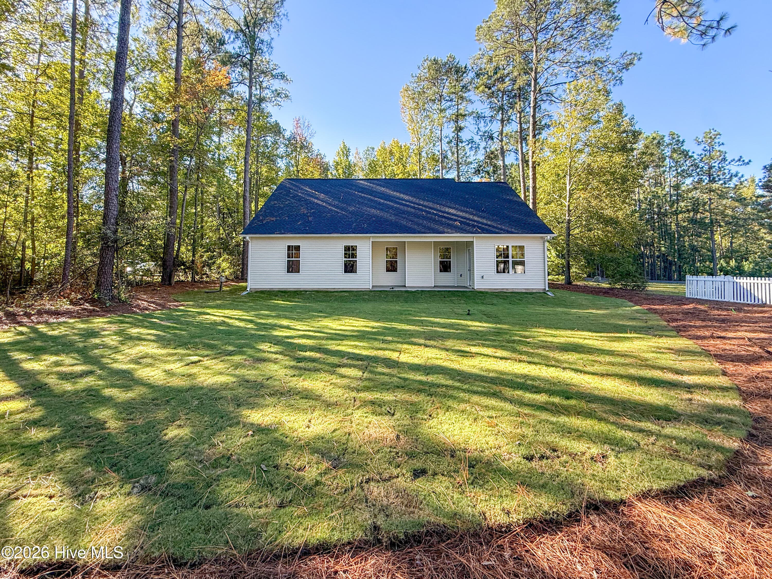Single Family Residence at 159 Laurel Oak Lane, Pinebluff, NC 28373, photo 7 of 8