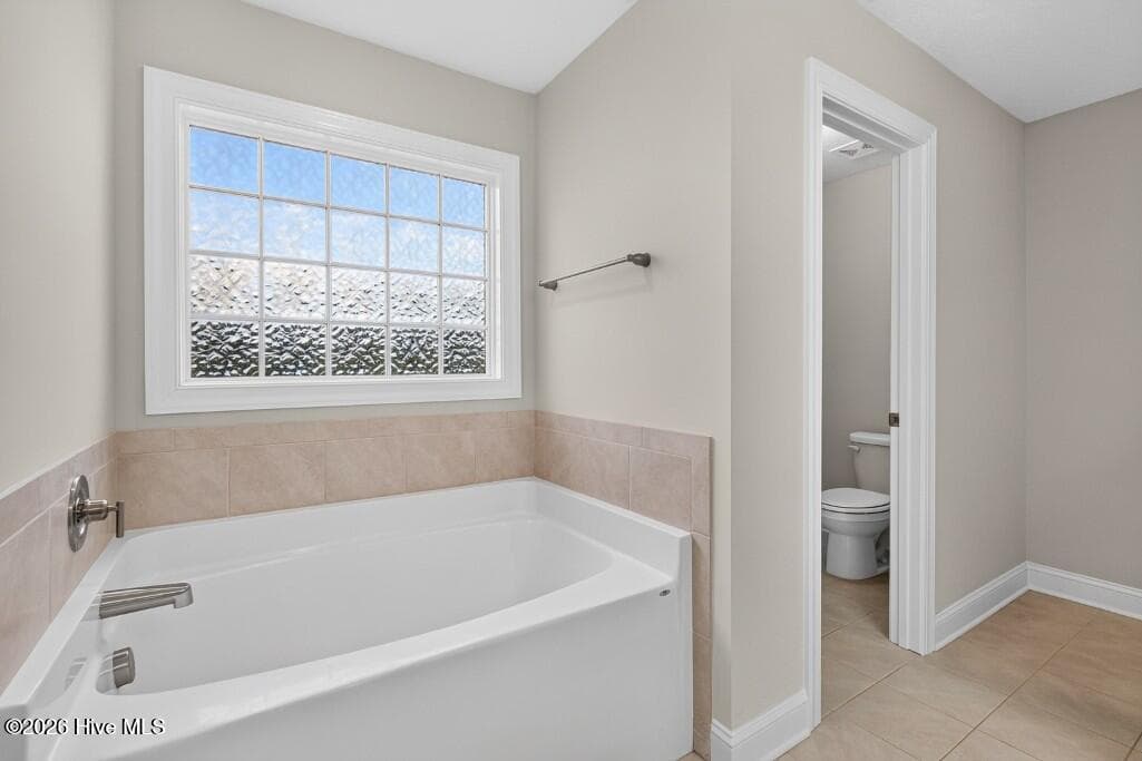 Single Family Residence at 377 Water Wagon Trail, Jacksonville, NC 28546, photo 20 of 40