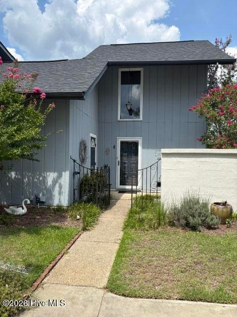 Condominium at 4 Foxhill Circle, Foxfire Village, NC 27281, photo 2 of 27
