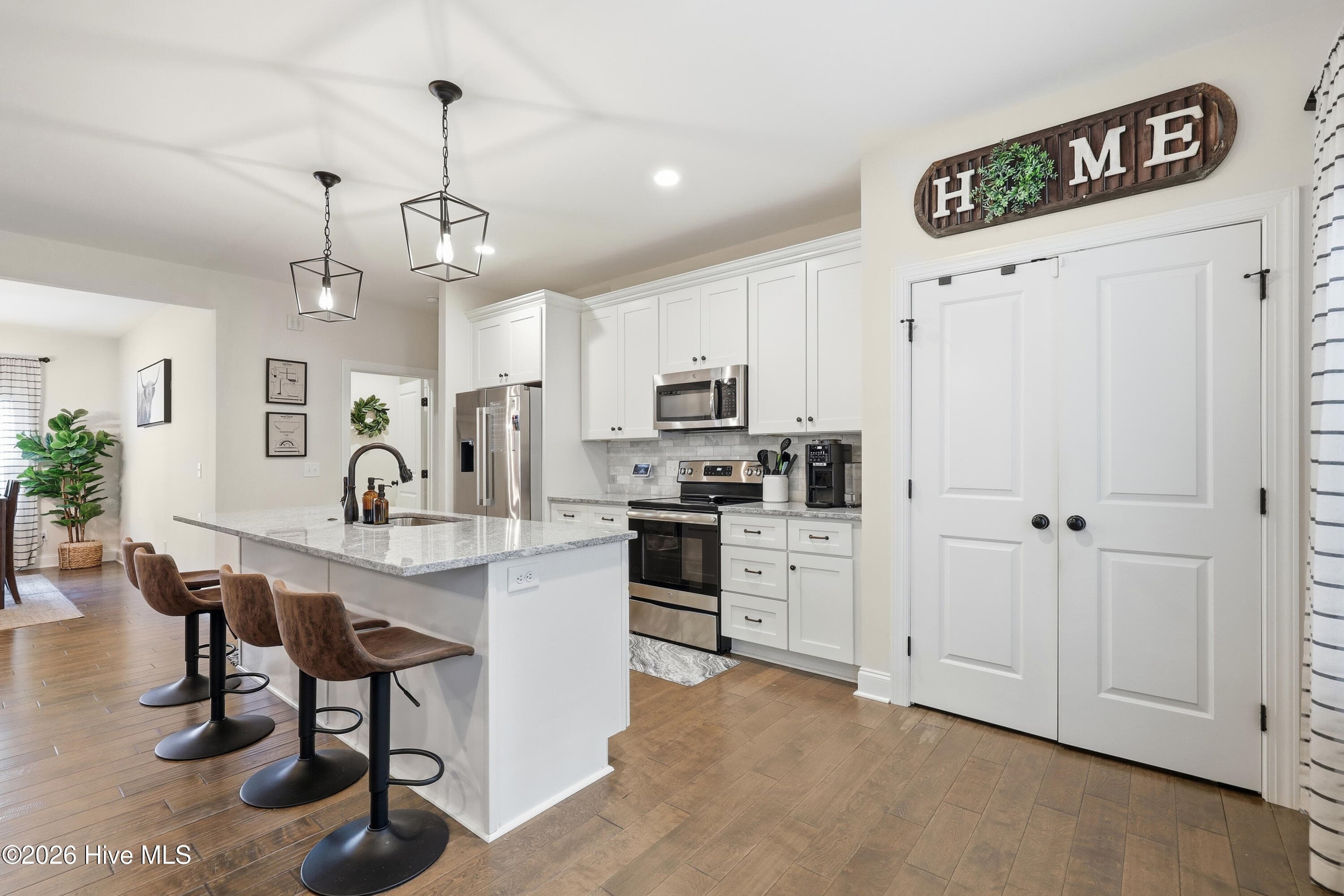 Single Family Residence at 280 Spring Lake Drive, Pinehurst, NC 28374, photo 14 of 40