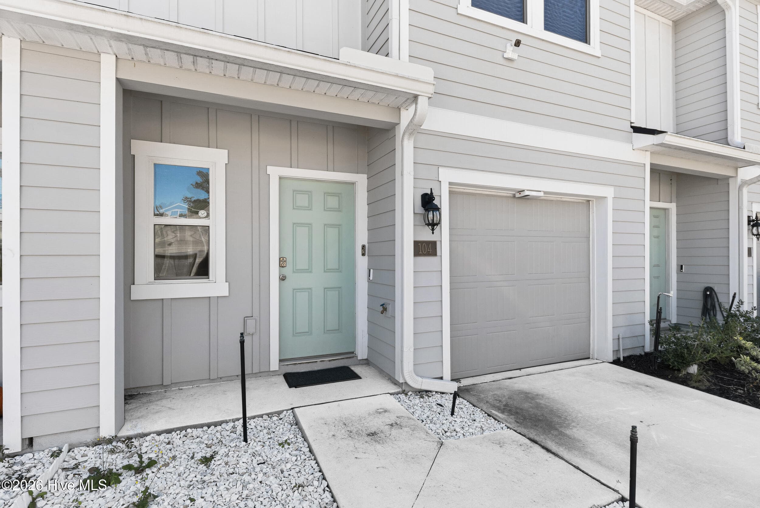 Single Family Residence at 104 Deep Bay Circle, St. Marys, GA 31558, photo 2 of 26