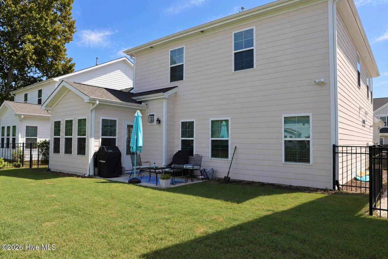 Single Family Residence at 1229 Sea Lavender Drive Lot 55, Wilmington, NC 28403, photo 5 of 35