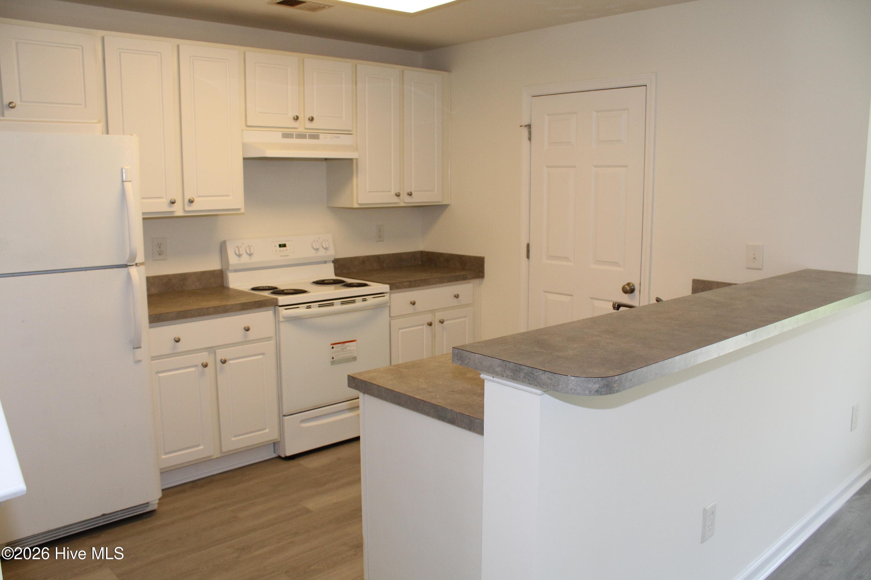 Townhouse at 132 Cobblers Circle, Calabash, NC 28467, photo 7 of 22