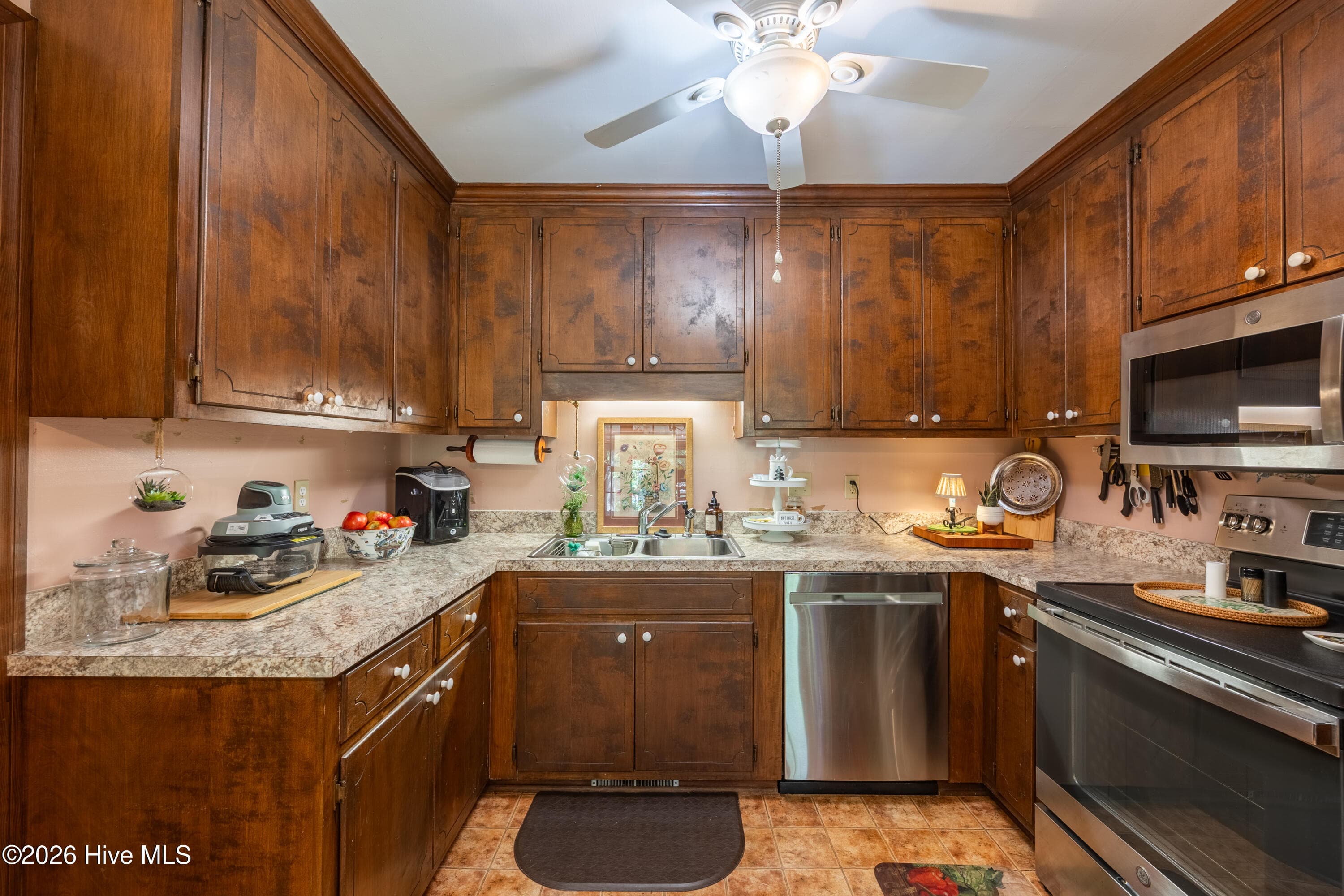 Single Family Residence at 1910 Sierra Drive NW, Wilson, NC 27896, photo 31 of 44