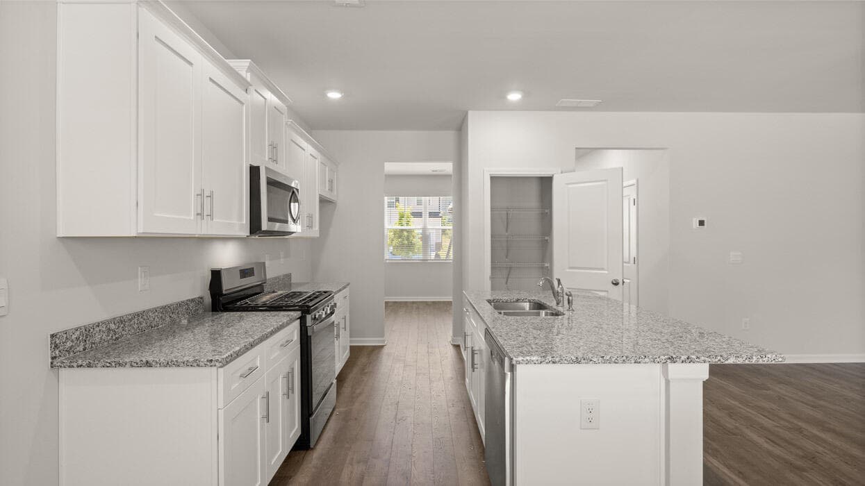 Single Family Residence at 2047 Signal Hill Court, Augusta, GA 30906, photo 10 of 40