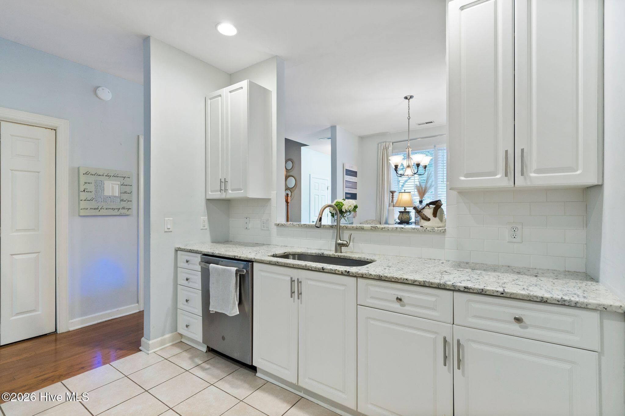 Townhouse at 5813 Wrightsville Avenue Apt 147, Wilmington, NC 28403, photo 15 of 49