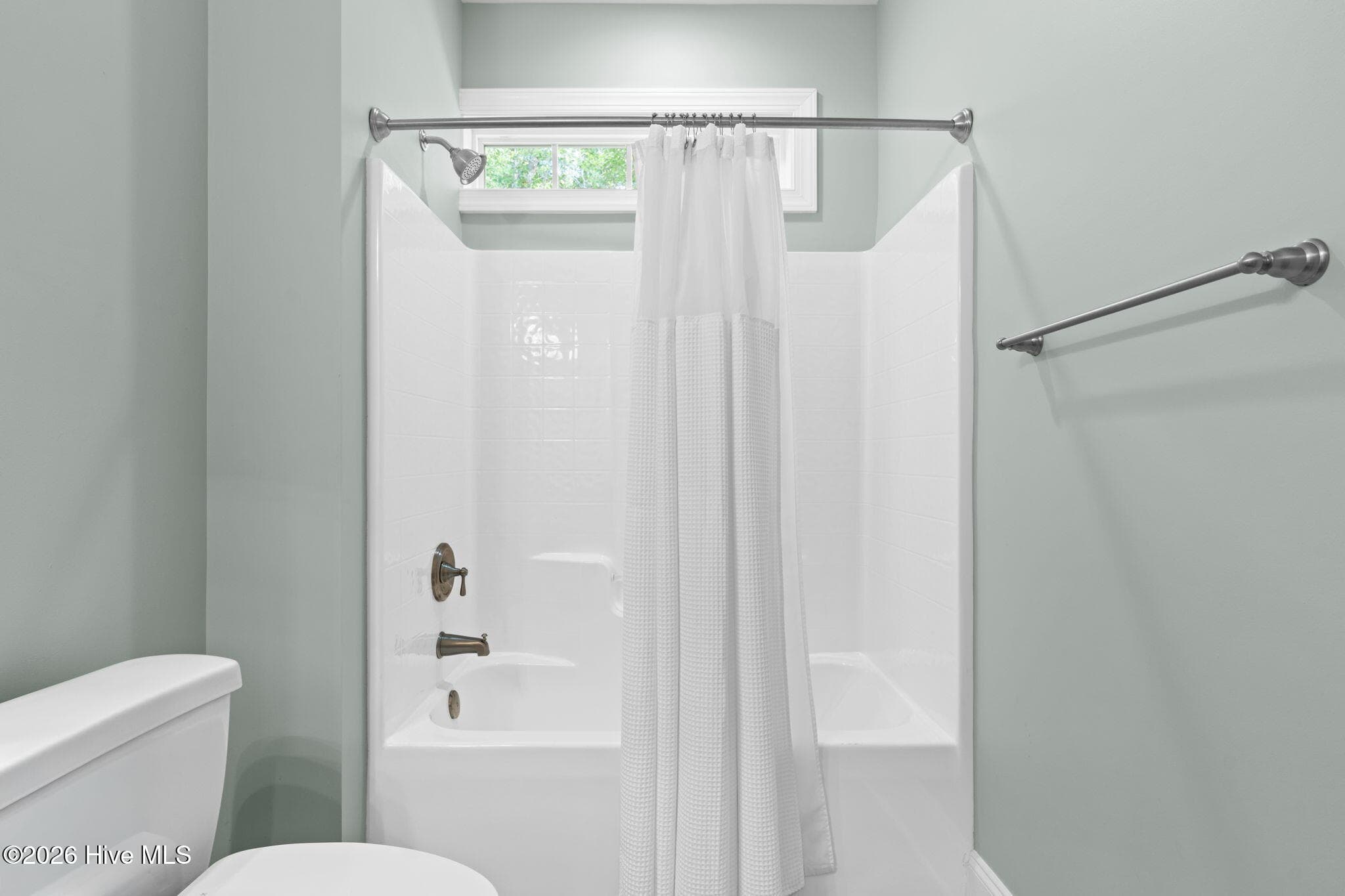 Guest Bathroom - 461 Springwood Drive SE, Bolivia, NC 28422