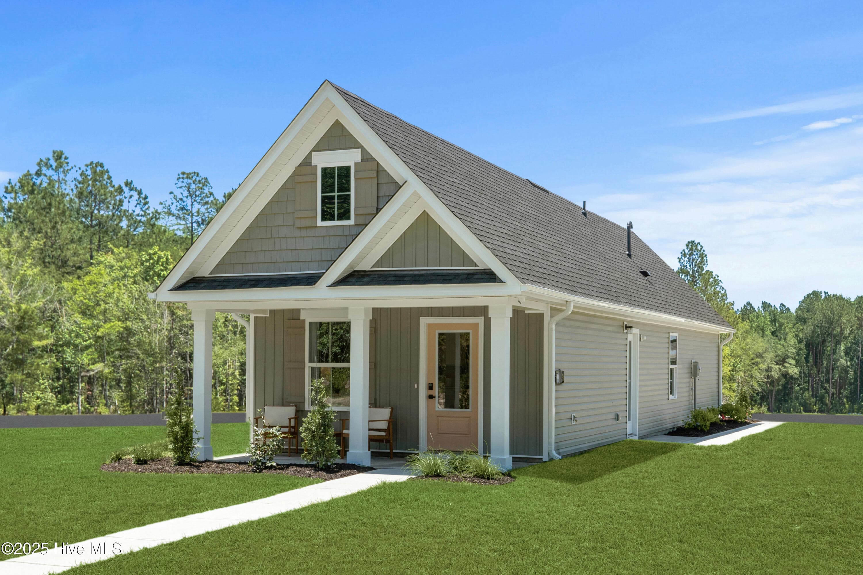 Single Family Residence at 660 Savinwood Trail NE, Bolivia, NC 28422, photo 16 of 26