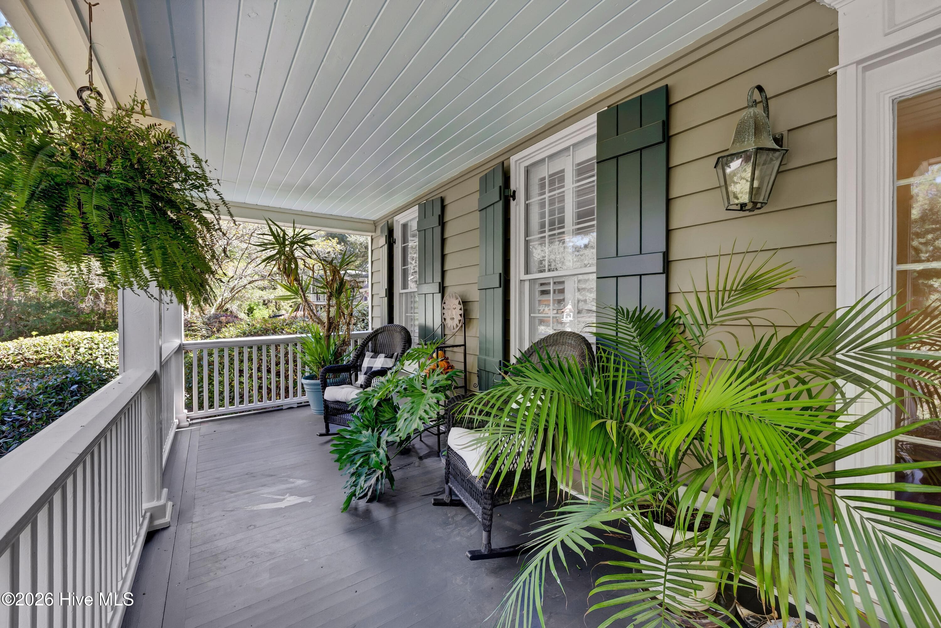 Single Family Residence at 6224 Turtle Hall Drive, Wilmington, NC 28409, photo 6 of 58
