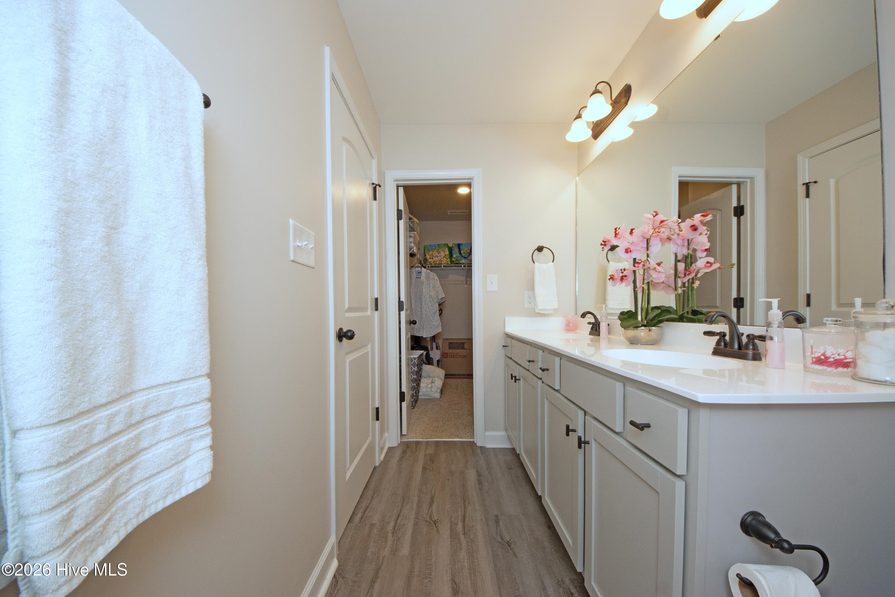 Townhouse at 7 Catalina Circle, Swansboro, NC 28584, photo 29 of 41