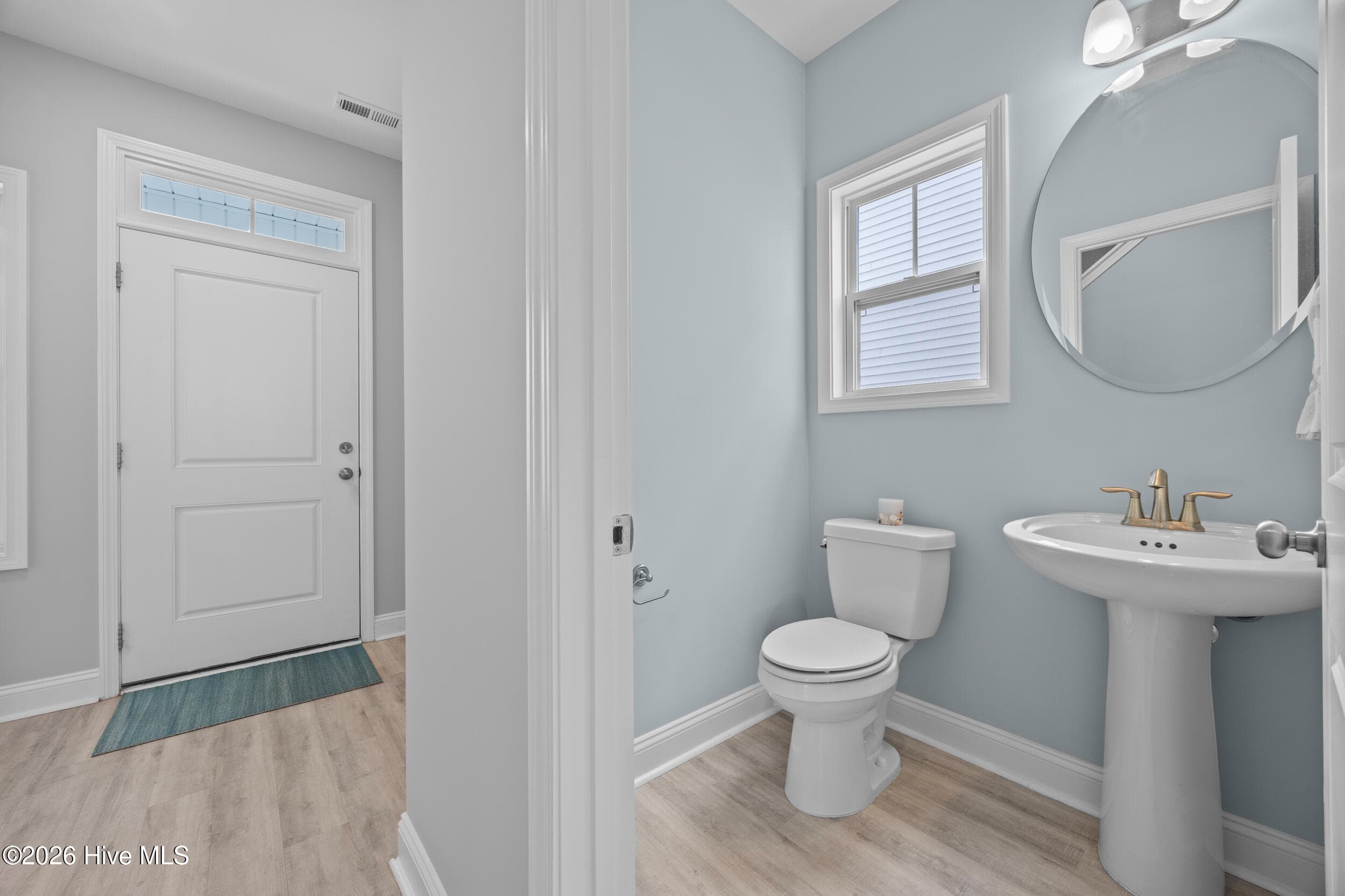 Single Family Residence at 4633 Ballast Drive, Wilmington, NC 28405, photo 6 of 39
