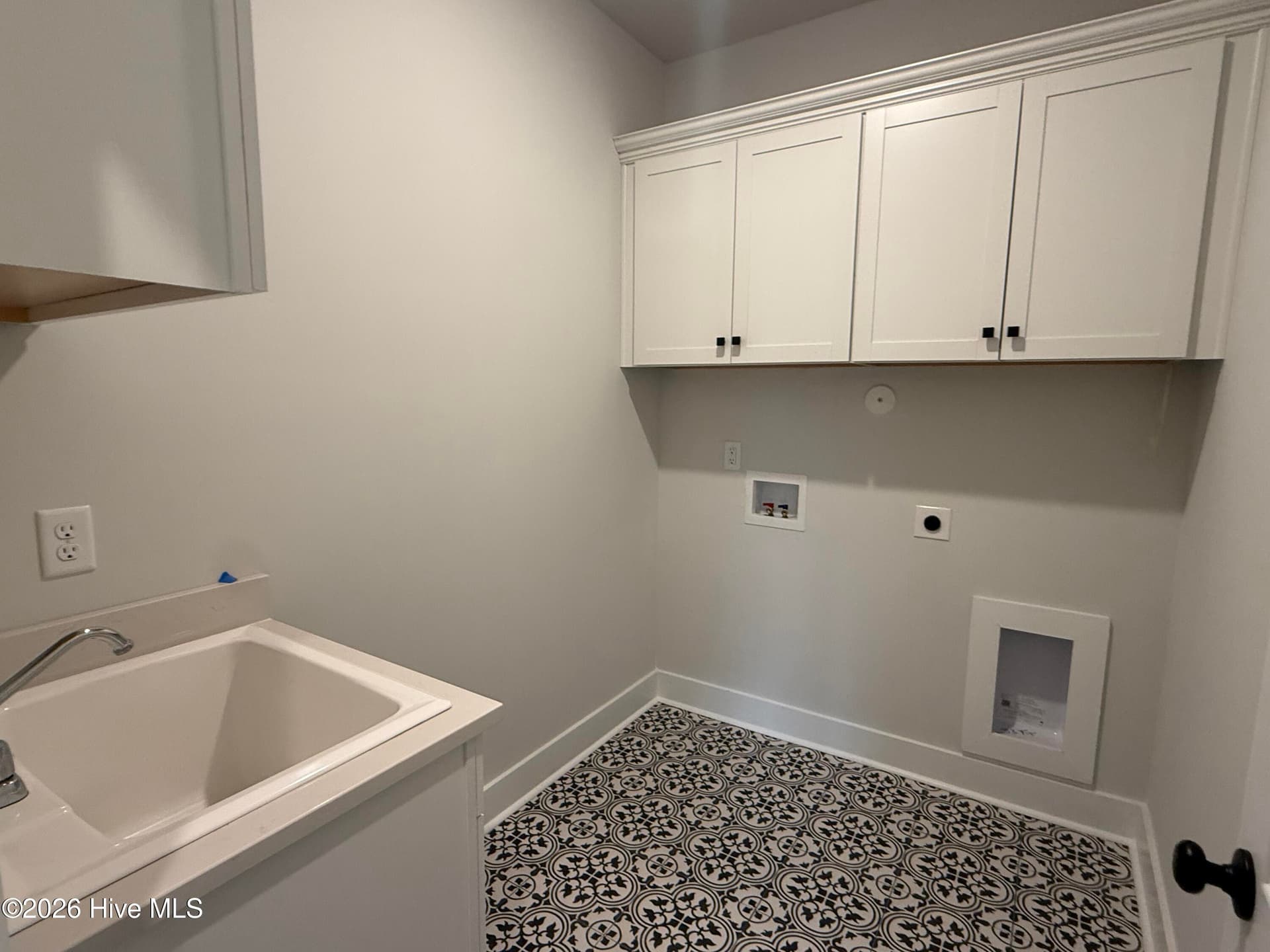 Single Family Residence at 1181 Sunwater Terrace, Leland, NC 28451, photo 15 of 60