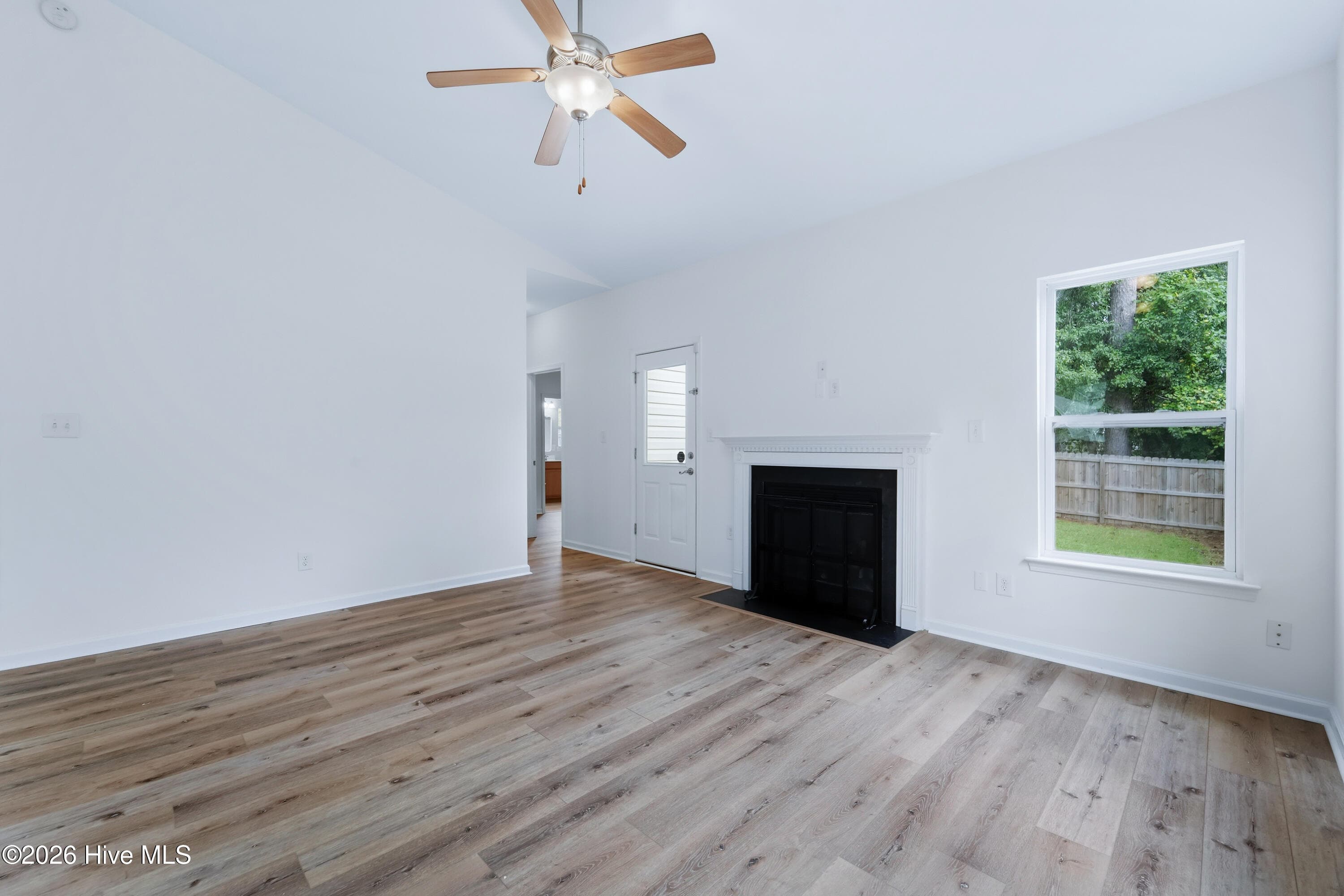 Single Family Residence at 103 Forsythia Court, Jacksonville, NC 28546, photo 27 of 48