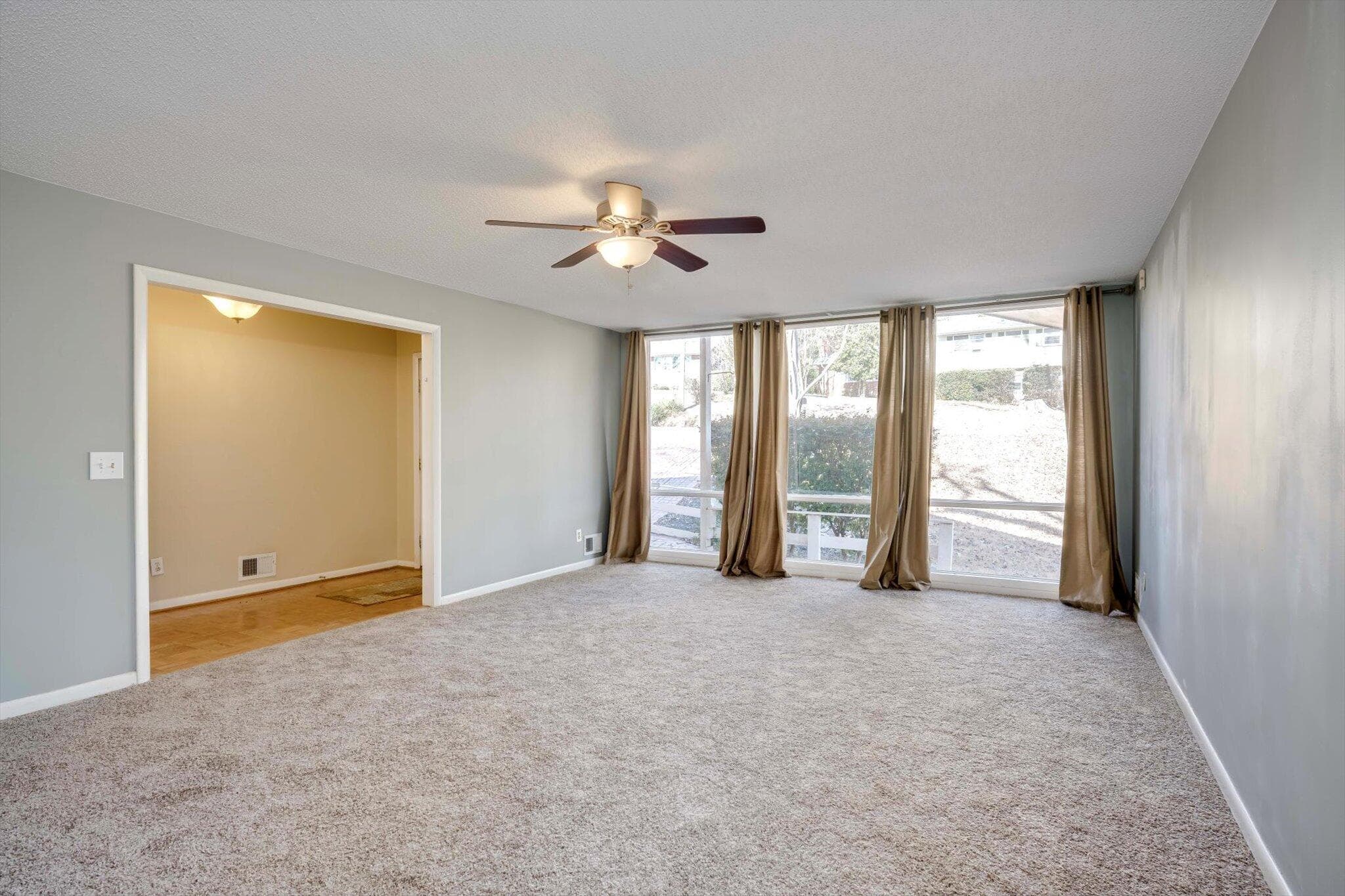 Single Family Residence at 715 Hammond Drive, North Augusta, SC 29841, photo 7 of 43