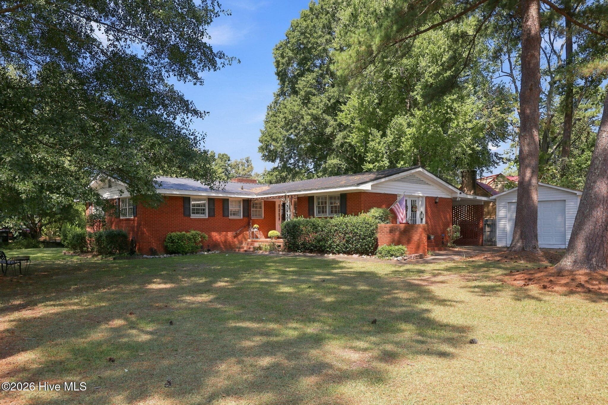 Single Family Residence at 2101 Michelle Drive, Kinston, NC 28504, photo 10 of 56
