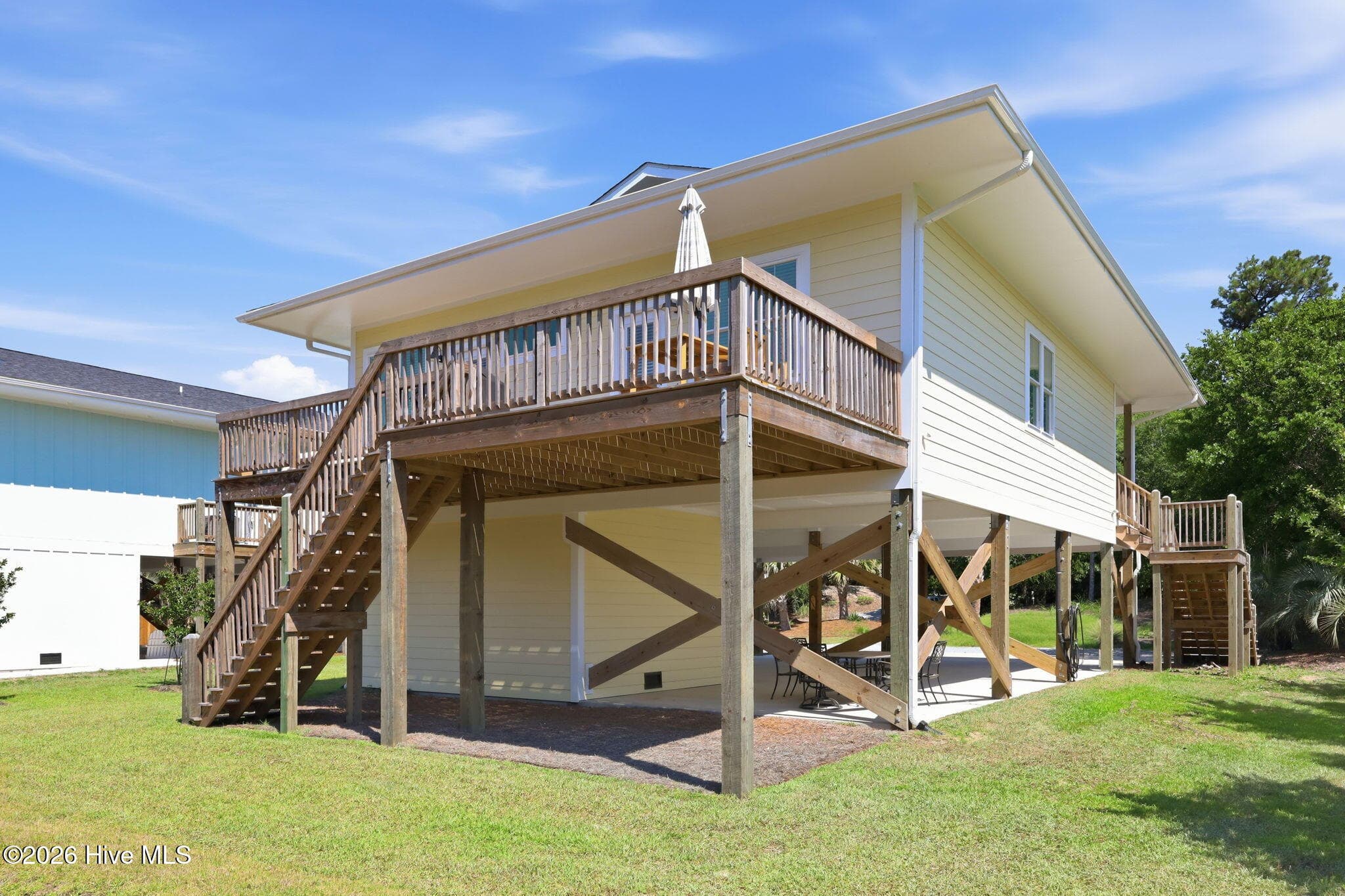 Single Family Residence at 7205 Sound Drive, Emerald Isle, NC 28594, photo 38 of 47