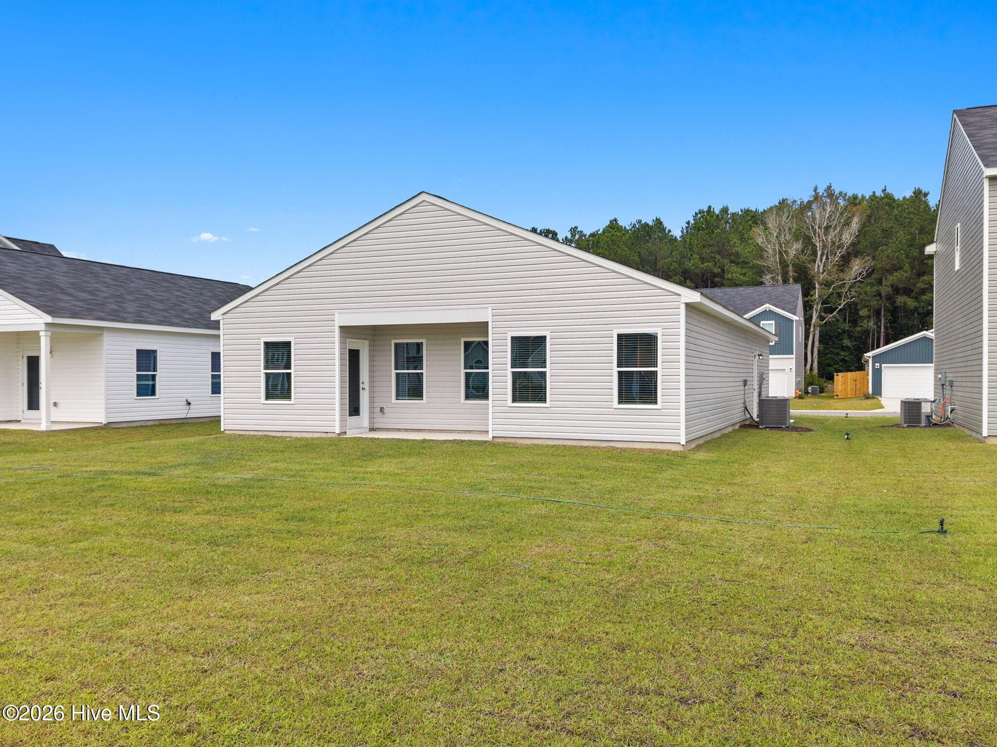 Single Family Residence at 99 Maymont Street NW, Supply, NC 28462, photo 8 of 51