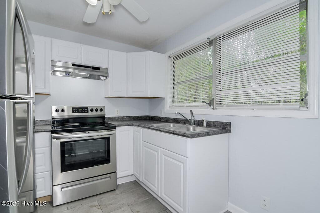 Triplex at 2220 Queens Way, Augusta, GA 30904, photo 11 of 12