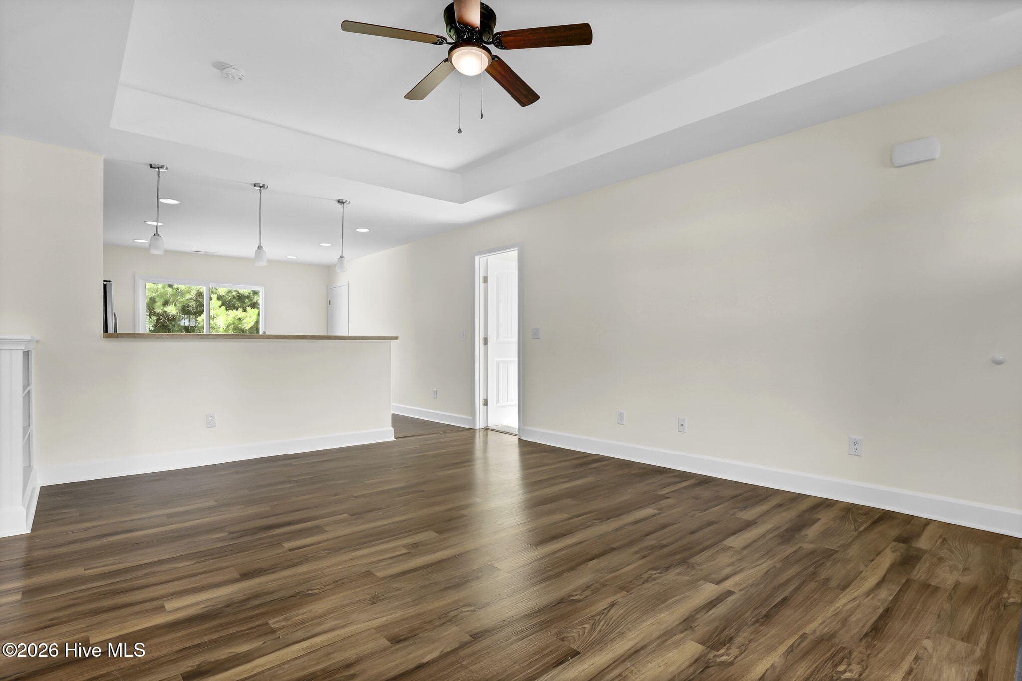 Single Family Residence at 91 Glasgow Drive, Rocky Point, NC 28457, photo 6 of 31
